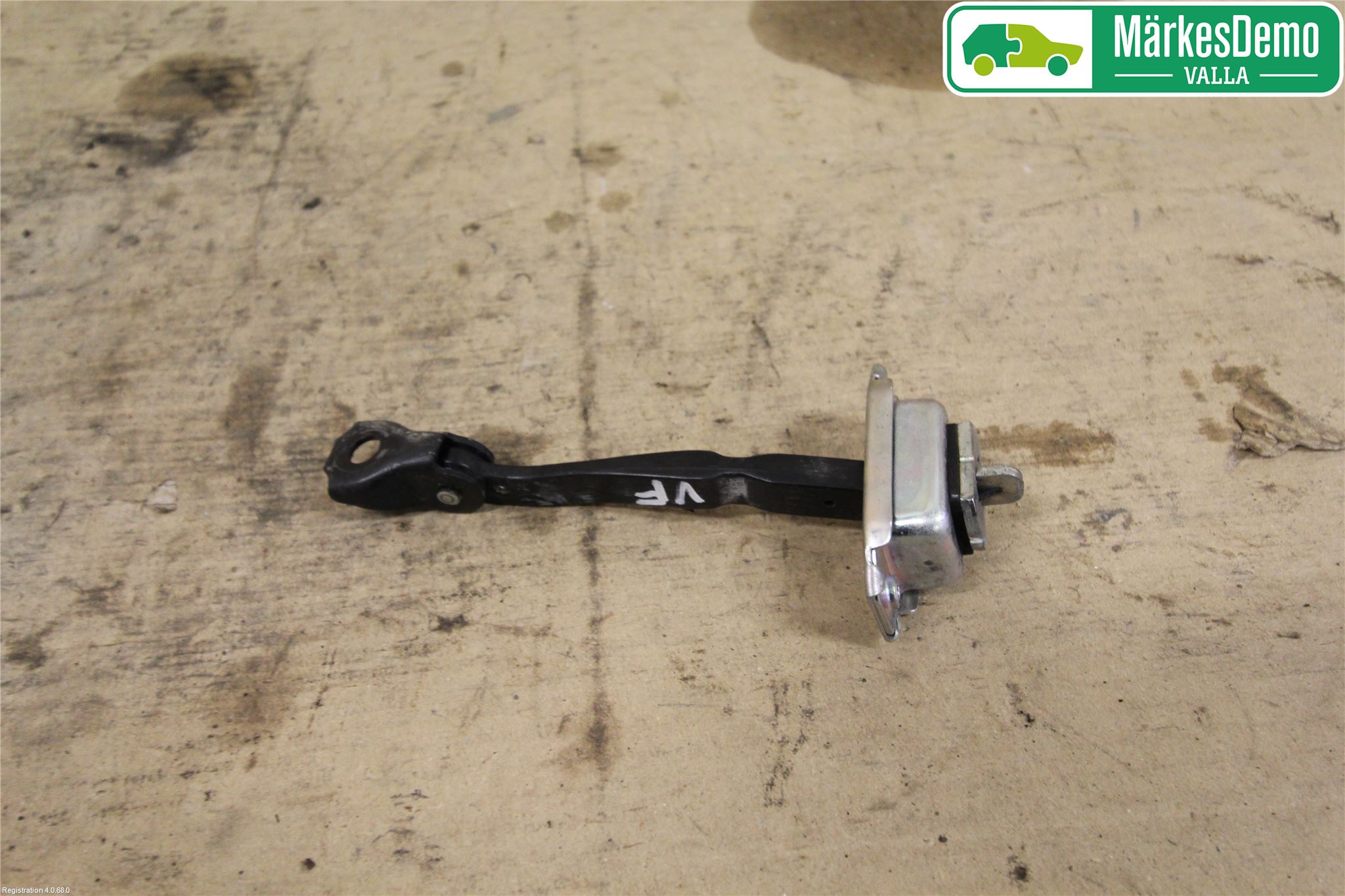 Nissan QASHQAI 14-17 Dørstopper