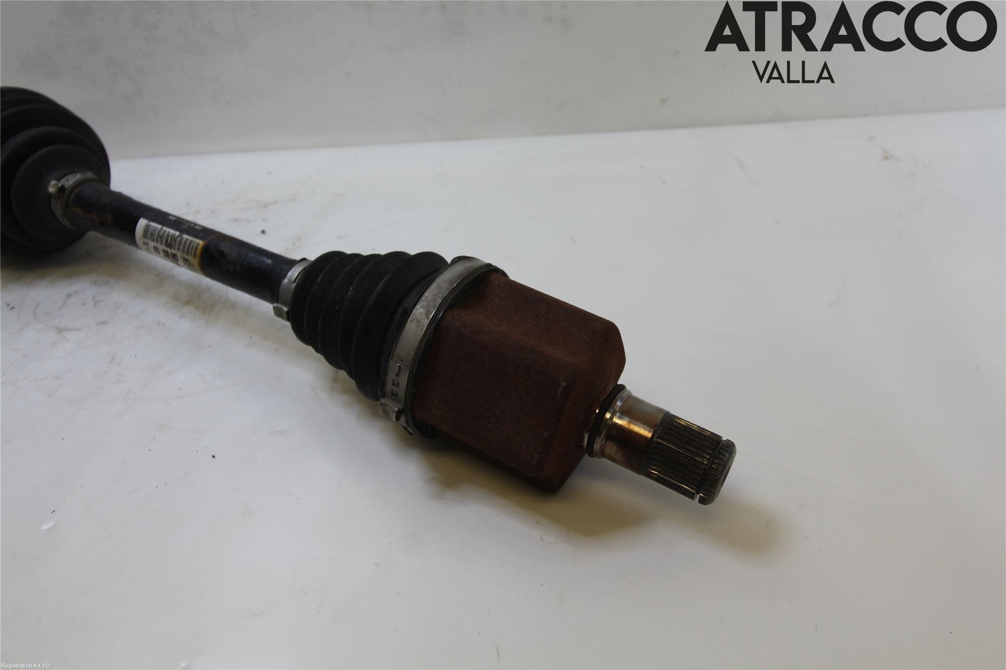 Volkswagen VW PASSAT 15-19 Drivaksel Foran Kompl Venstre