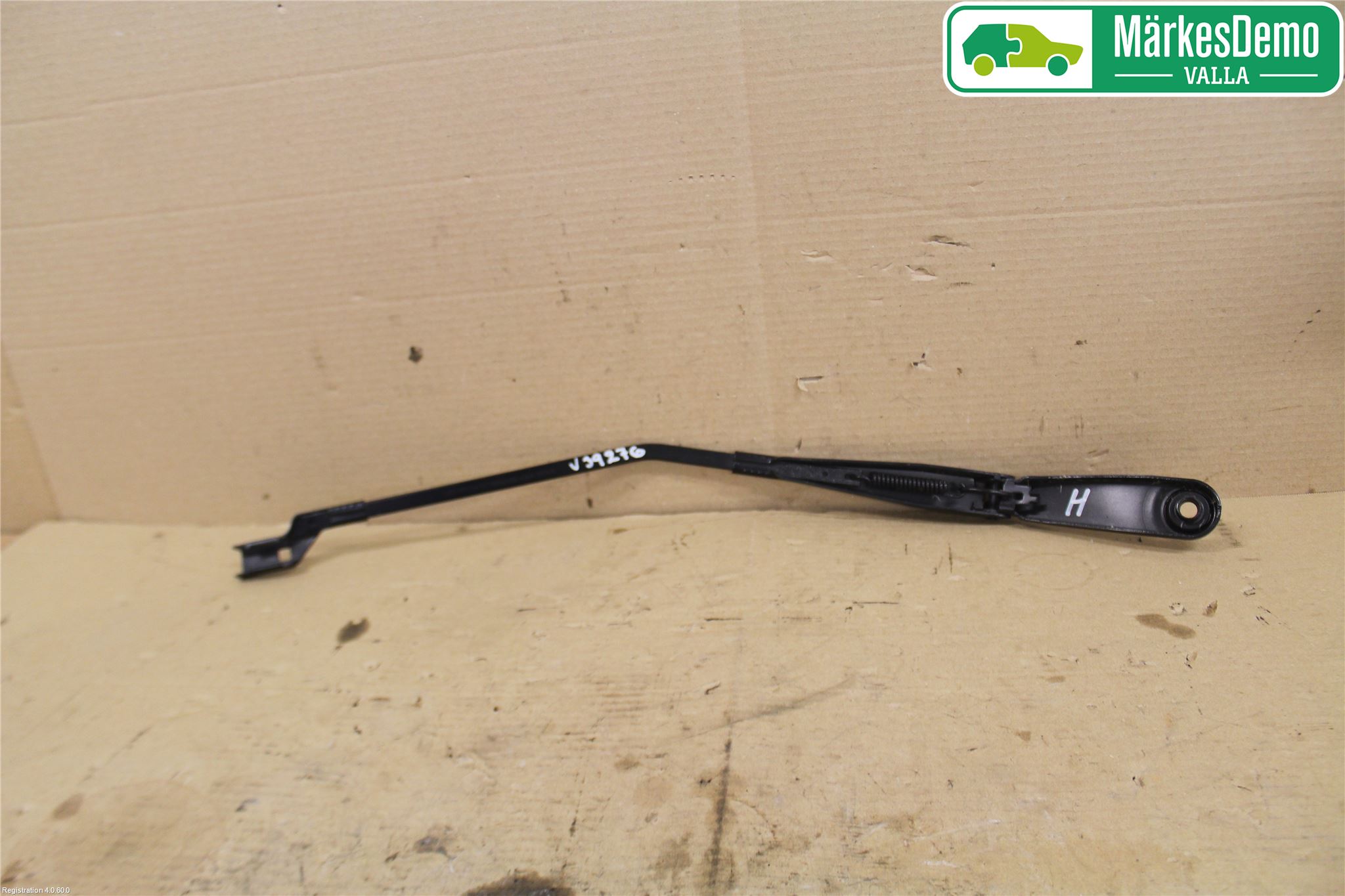 Volvo V60 14-18 Viskerarm-Armer Frontrute
