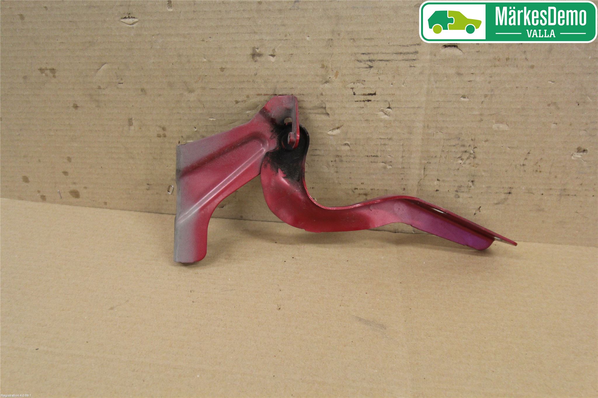Nissan MICRA 11-16 Panser Hengsel - Hengsler