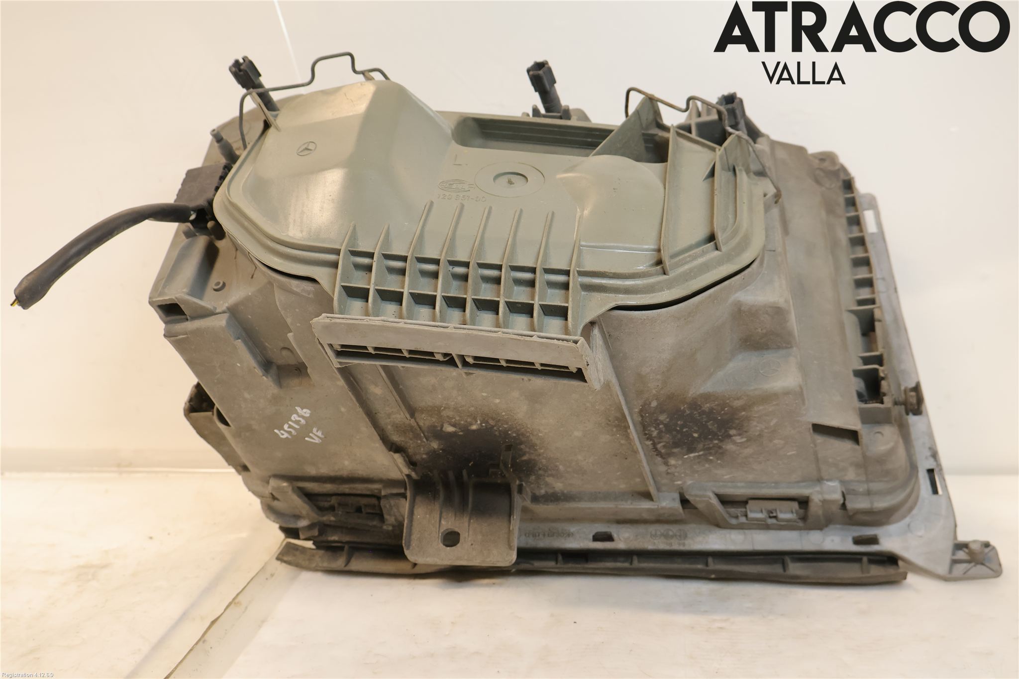 Mercedes-Benz MB 200-500  (W124) 86-96 Frontlykt Venstre