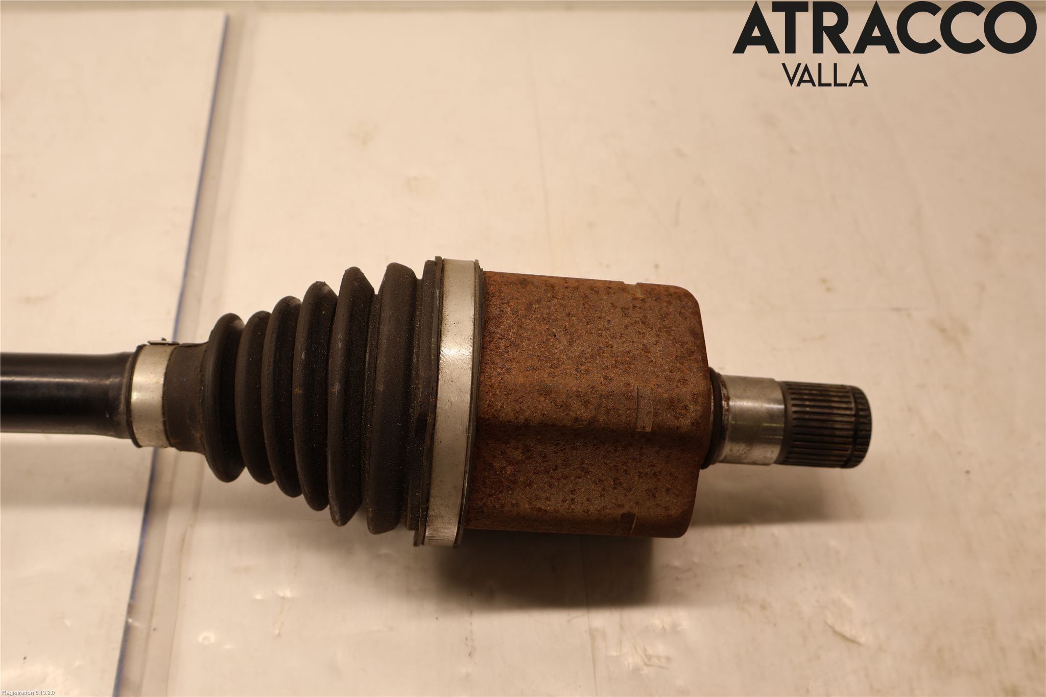 Volkswagen VW TRANSP/CARAVELLE (T6) 16-22 Drivaksel Foran Kompl Venstre