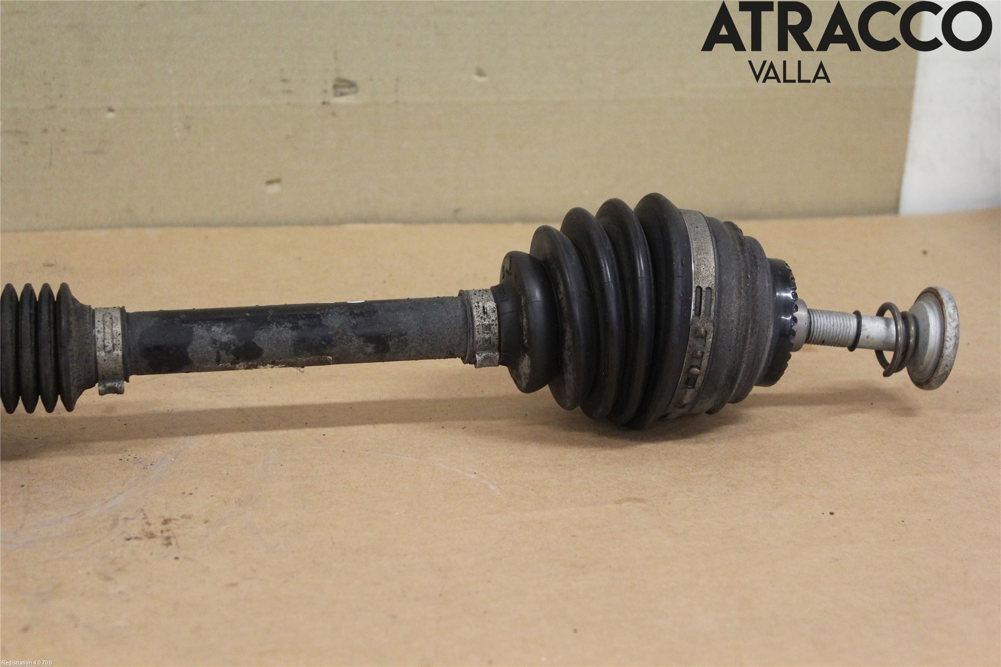 BMW 3 F30/F31/F80 12-19 Drivaksel Foran Kompl Høyre