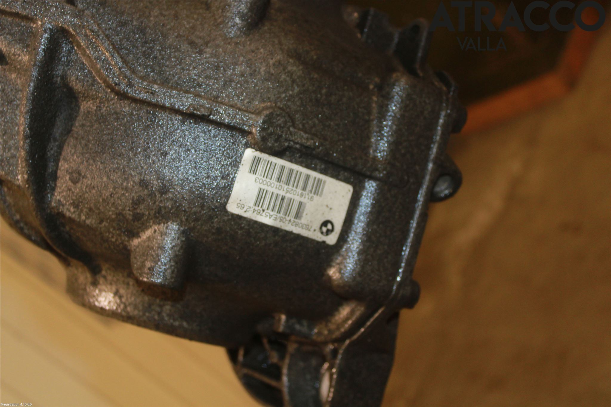 BMW 5 F10/F11/F18 09-17 Bakaksel Kardang Bak -Diff