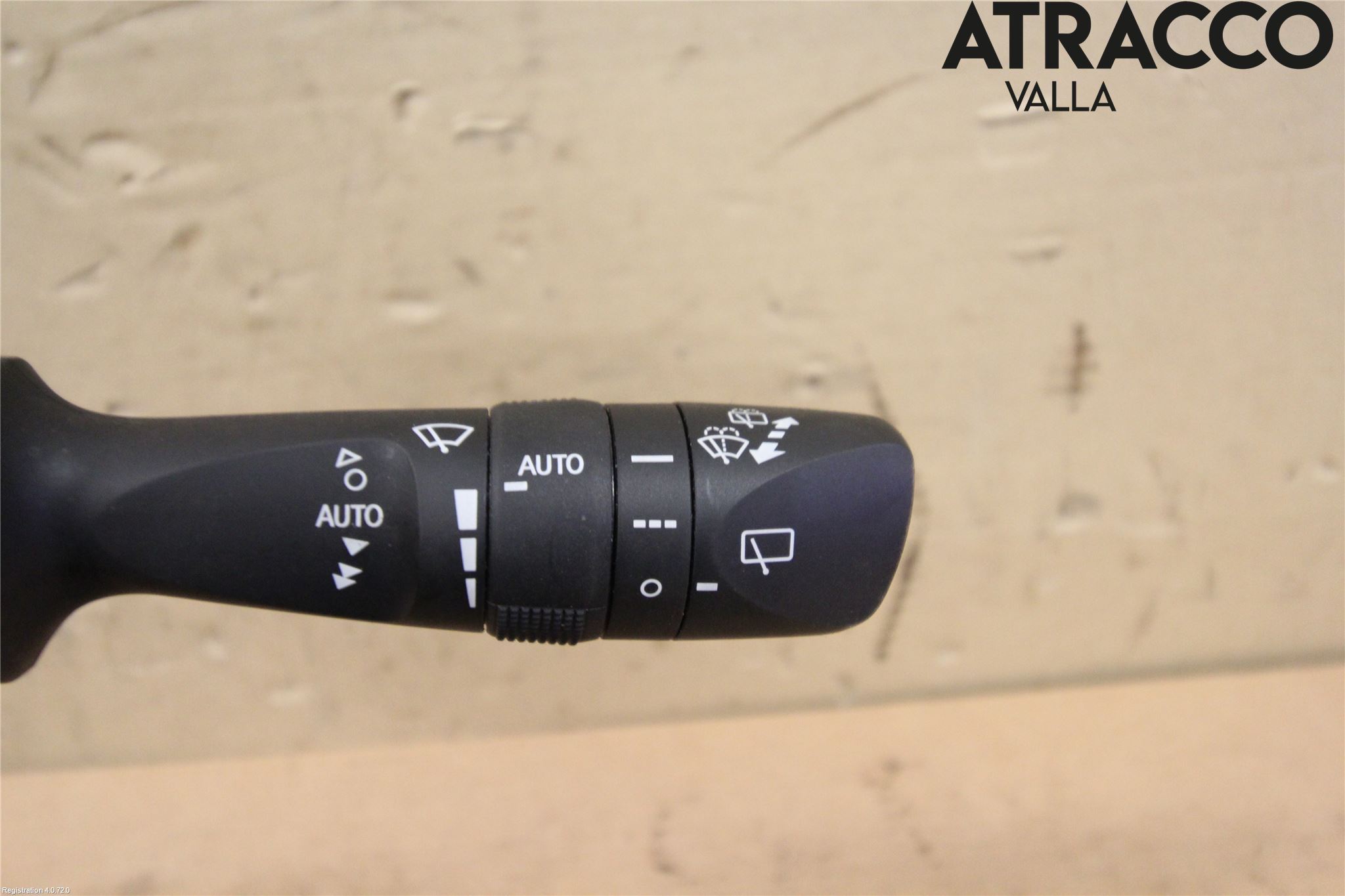 Toyota AURIS 13-19 Bryter Ratt Visker - Spyler
