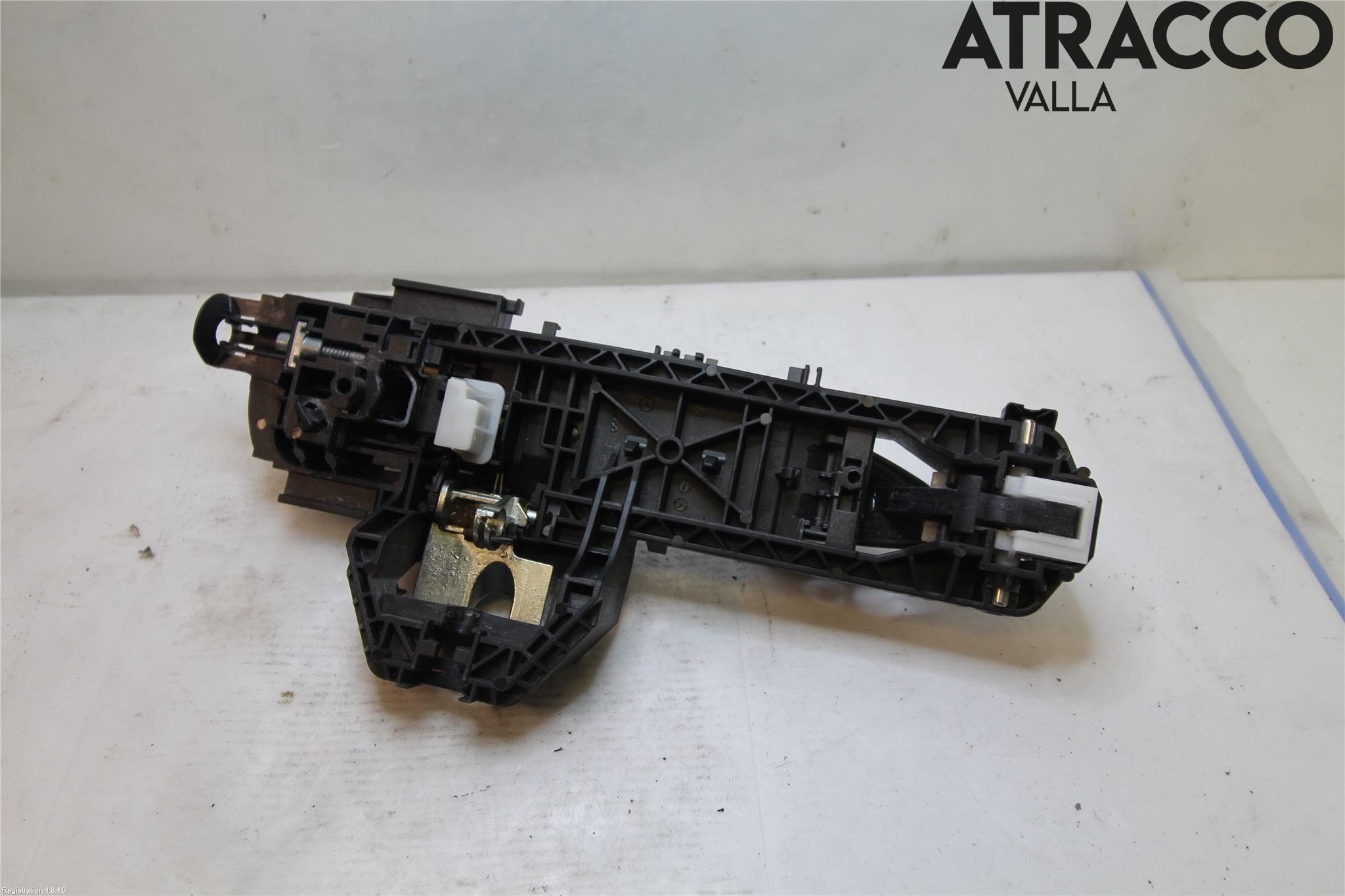 Mercedes-Benz MB E-KLASS (W212) 09-16 Dørhandtak Ytre Venstre