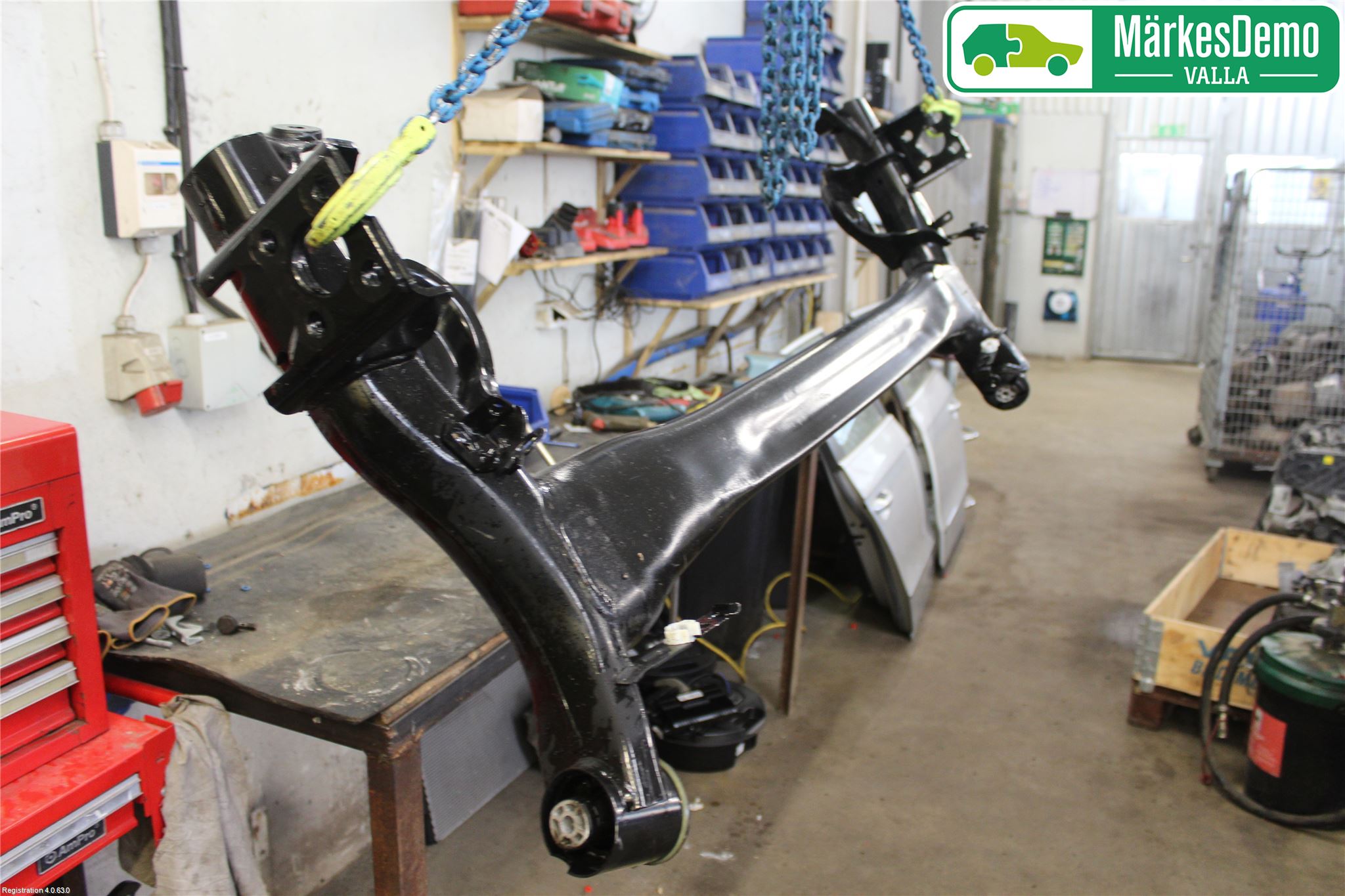 Renault MEGANE III 09-15 Bakaksel Feste Travers-Ramme
