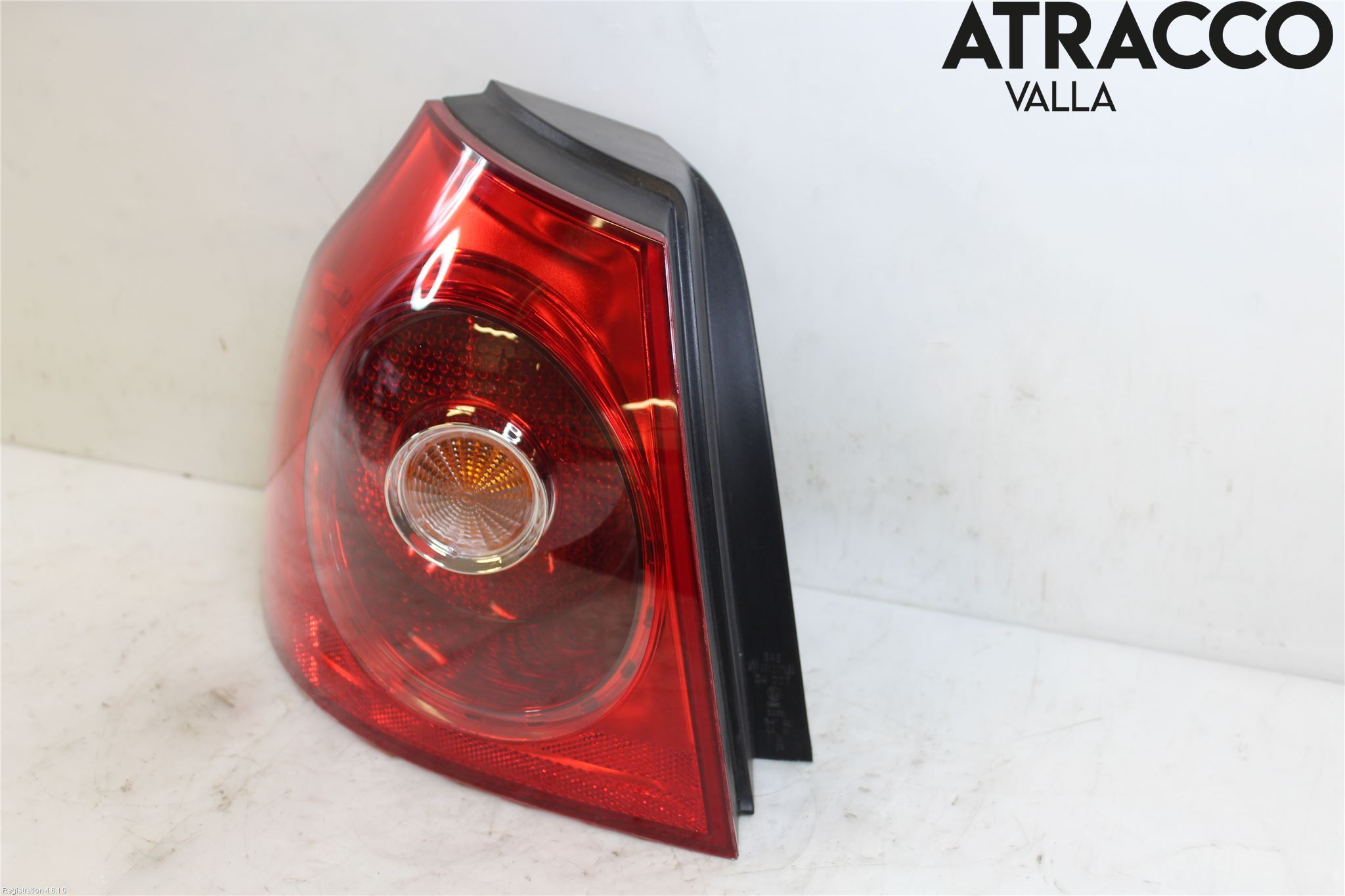 Volkswagen VW GOLF V 04-09 Baklykt Venstre