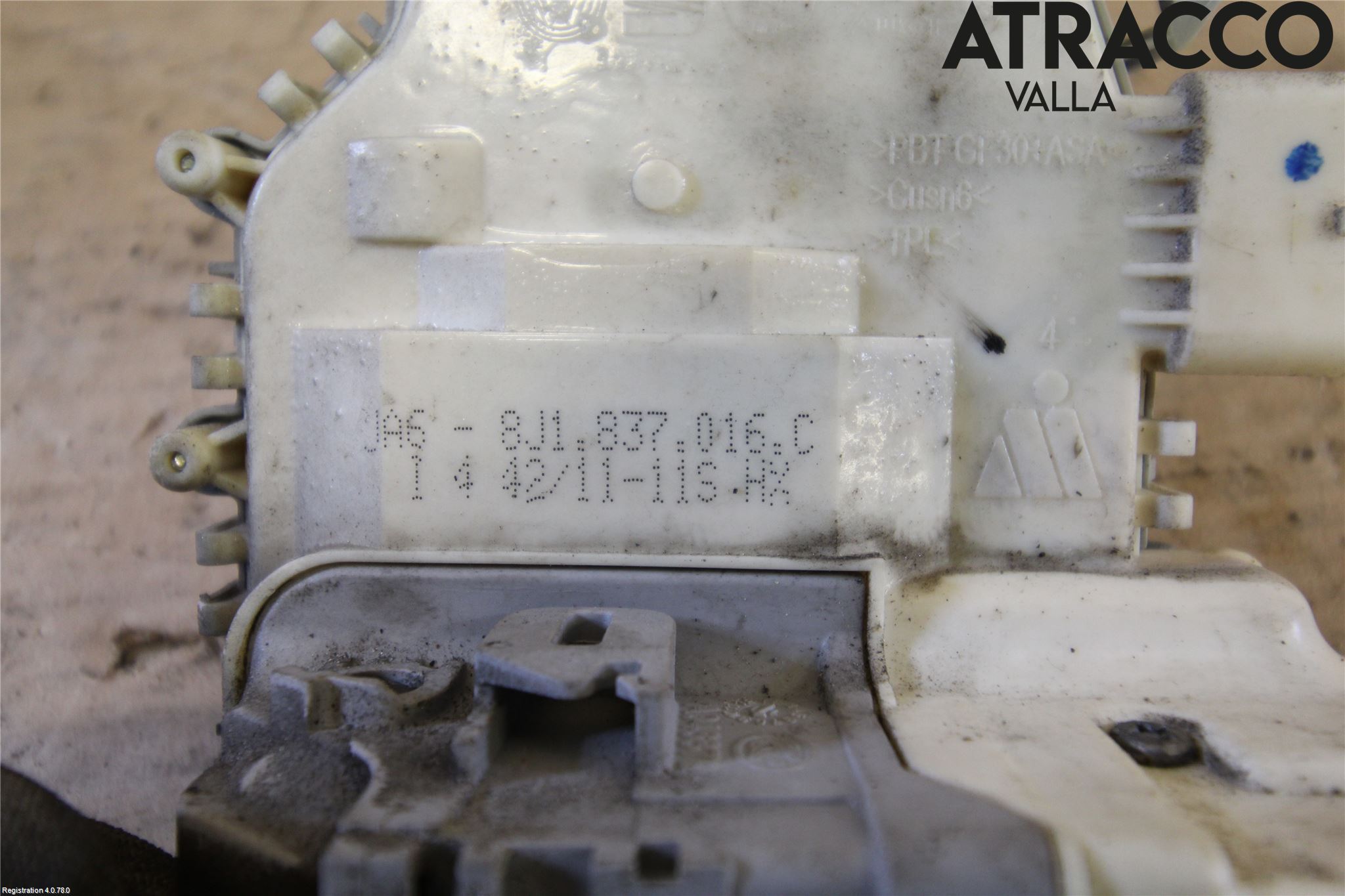 Audi A4/S4 08-11 Dørlås - Låsekasse