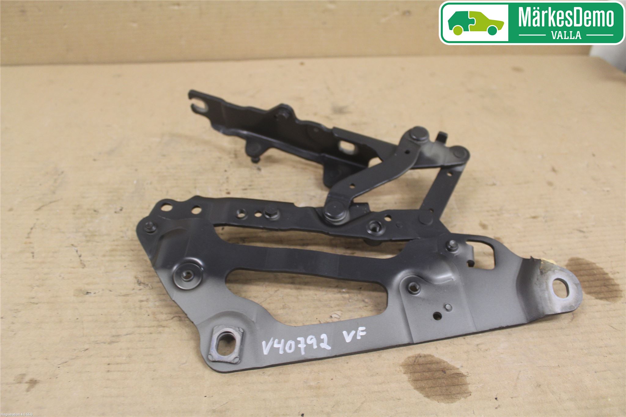 BMW 5 GT F07 09-17 Panser Hengsel - Hengsler