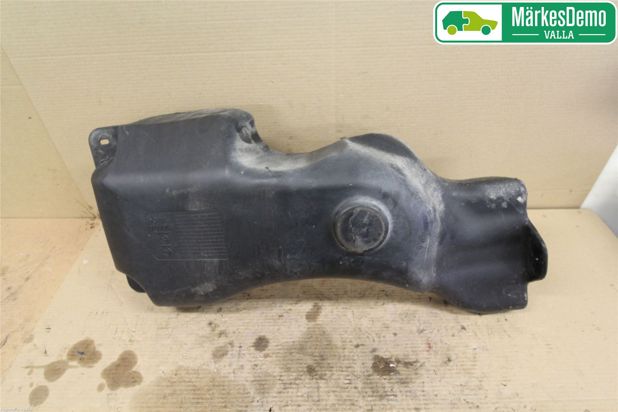 Mopedbil Aixam AIXAM CROSSLINE Drivstofftank