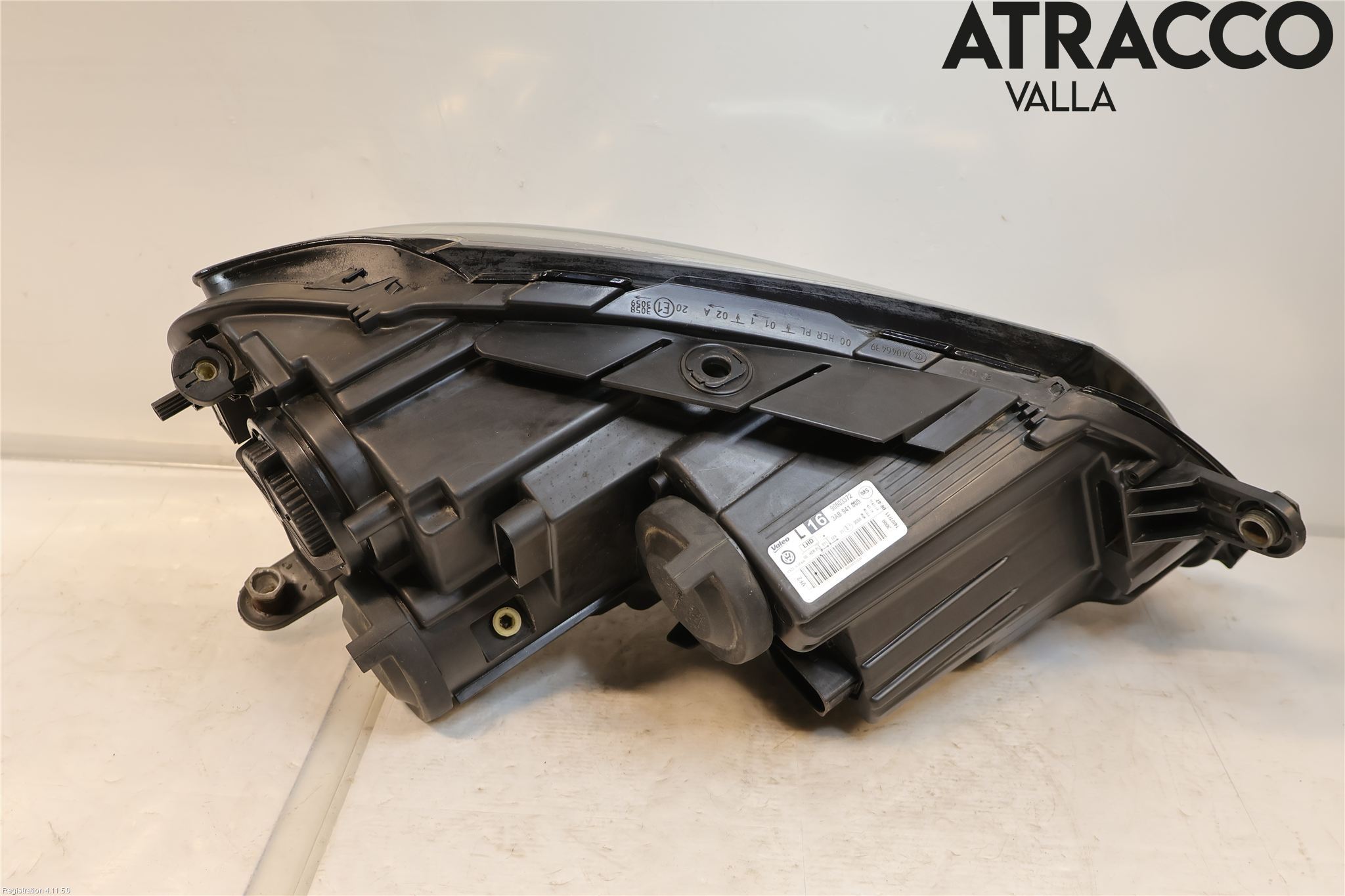 Volkswagen VW PASSAT 11-14 Frontlykt Venstre