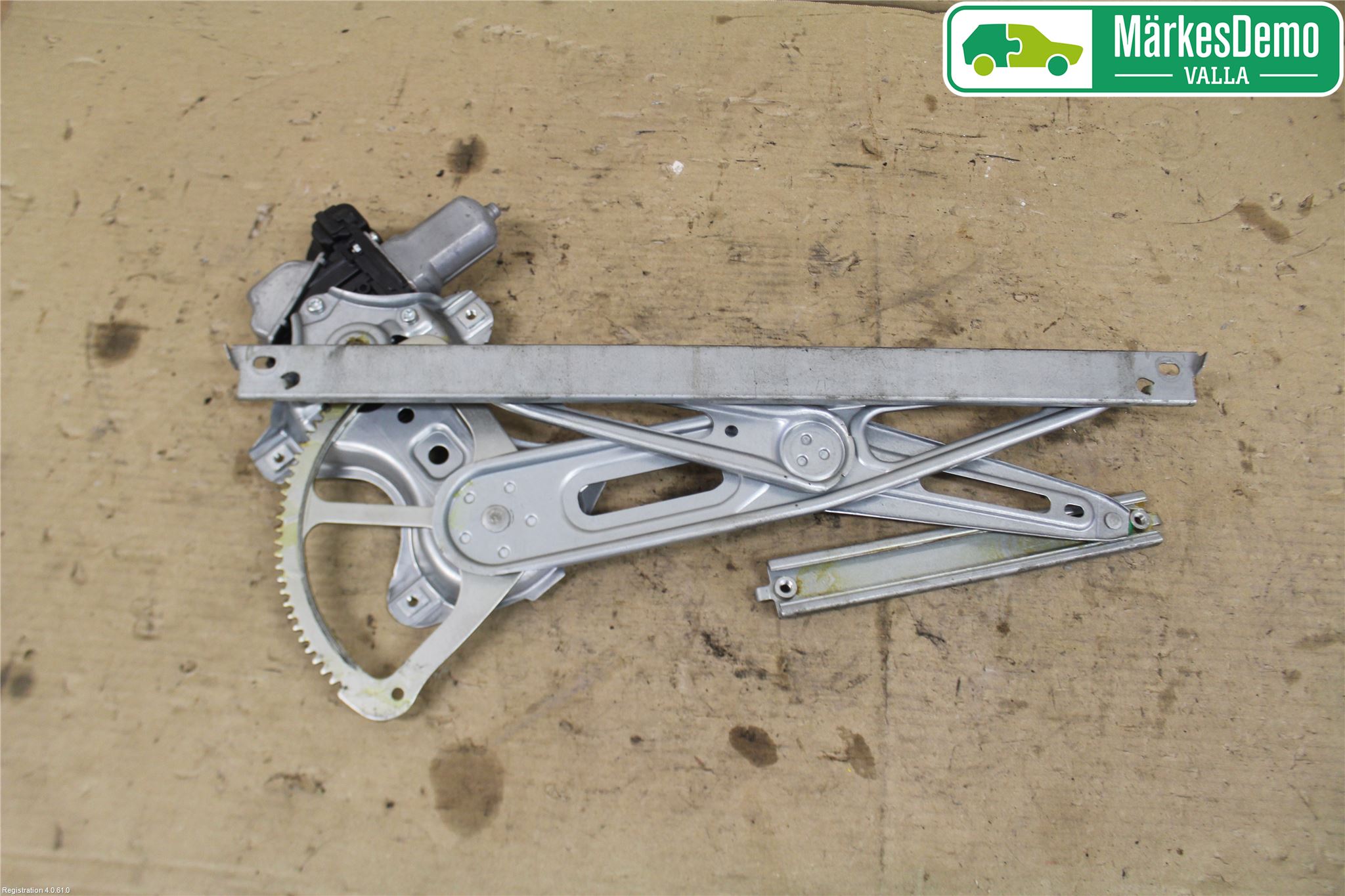 Toyota YARIS XP130 12-14 Vindusheis El Komp