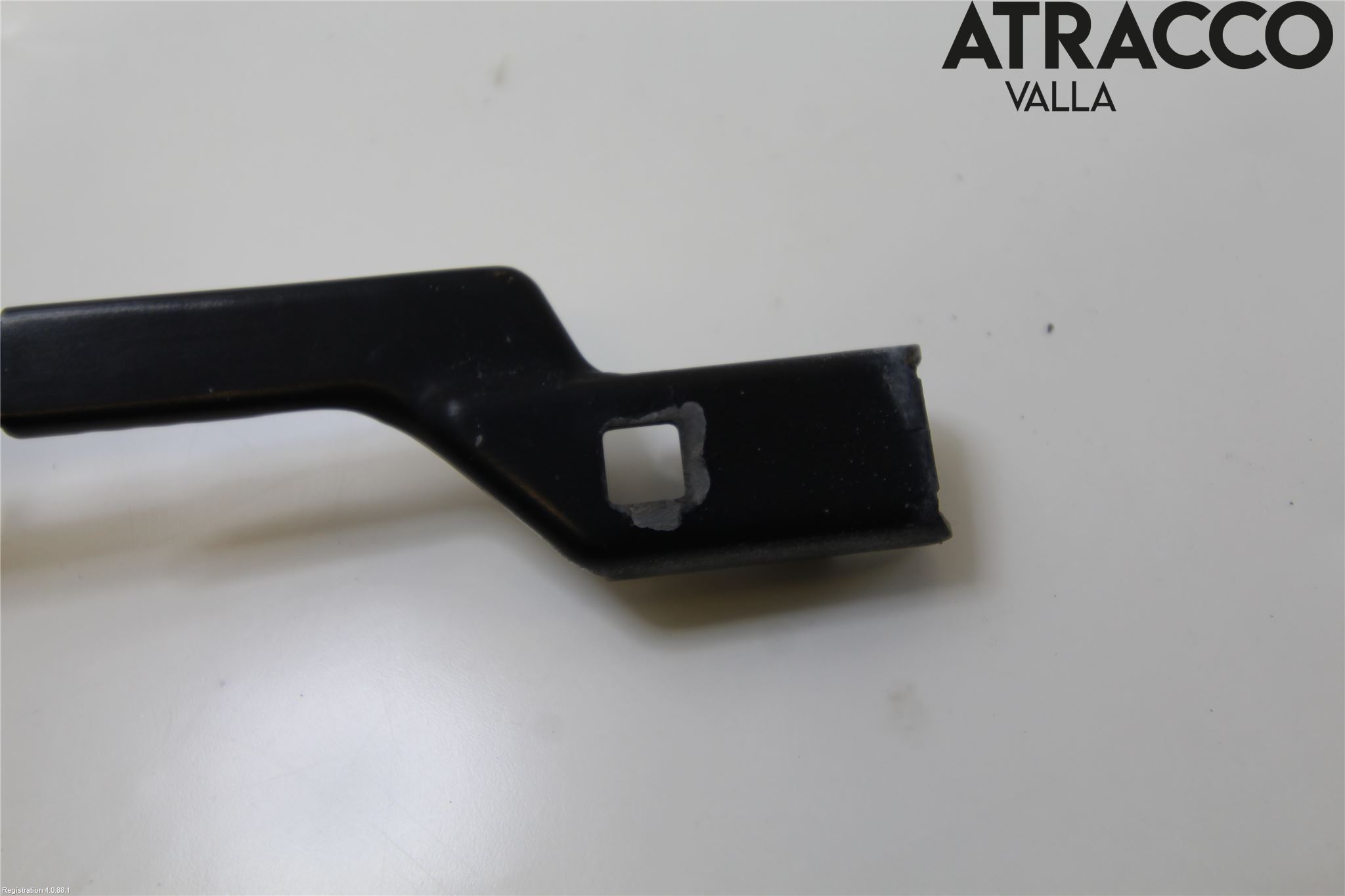 Ford TRANSIT SKÅP/BUSS 14-22 Viskerarm-Armer Frontrute