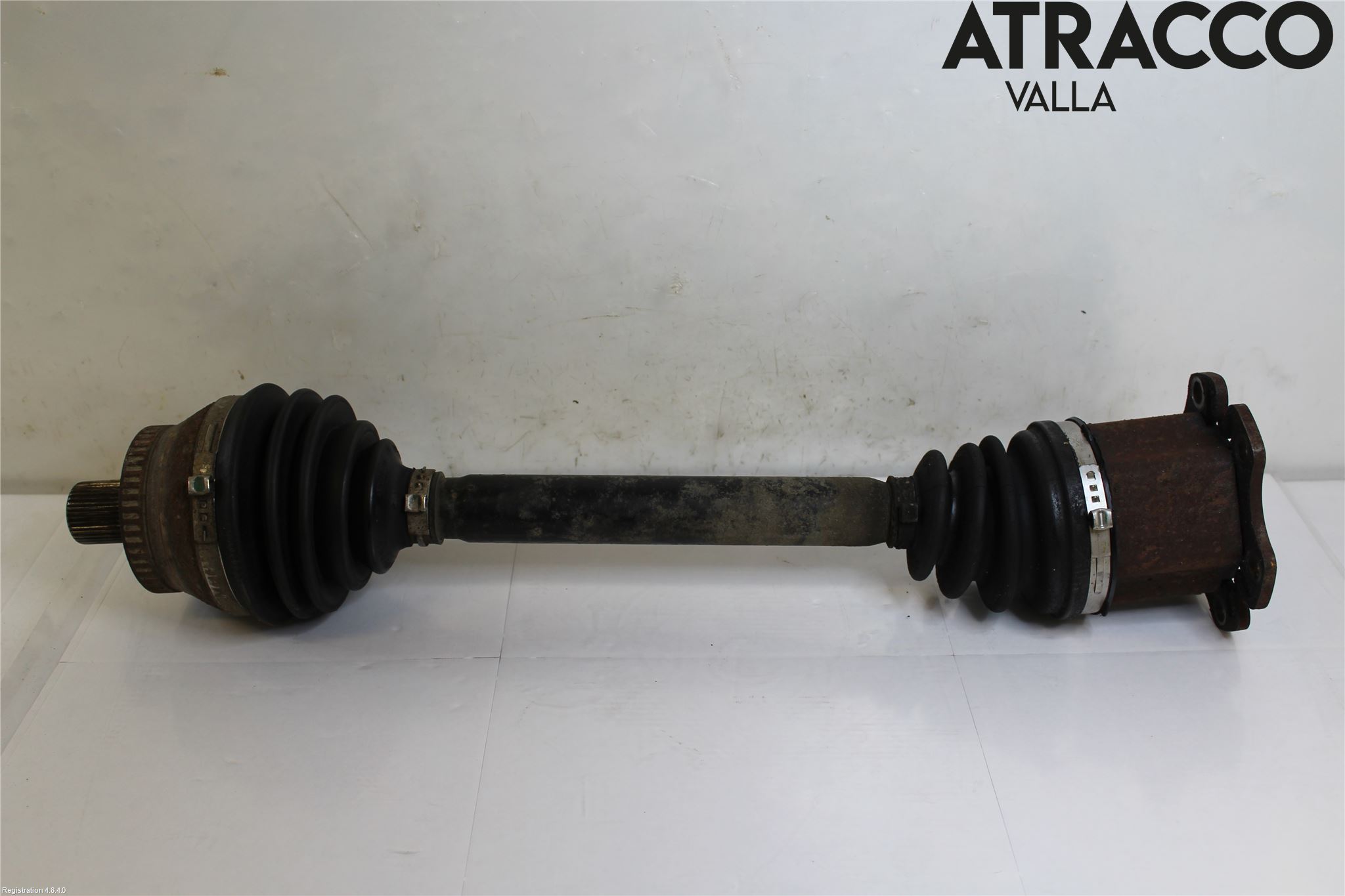 Audi A4/S4 05-07 Drivaksel Foran Kompl Venstre