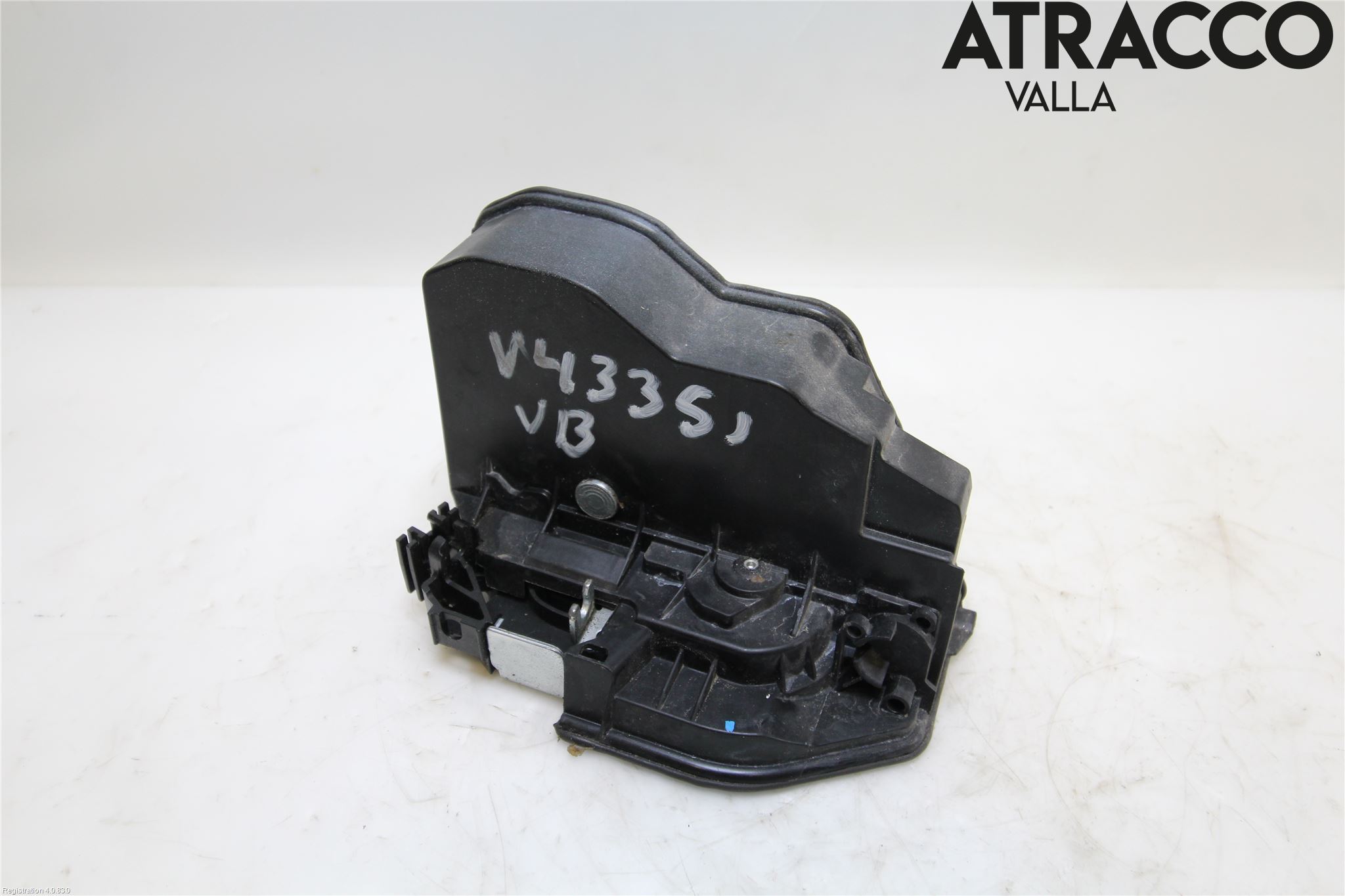 BMW 3 F30/F31/F80 12-19 Dørlås - Låsekasse