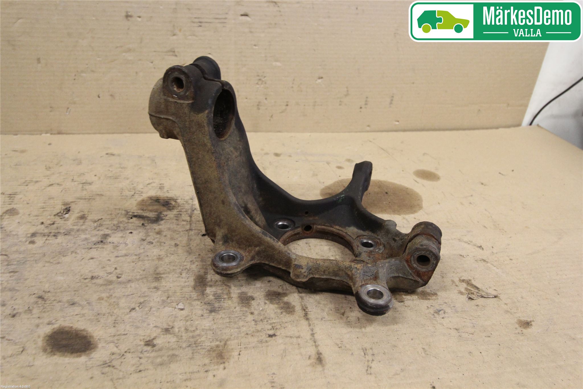Nissan QASHQAI 14-17 Spindel Hf