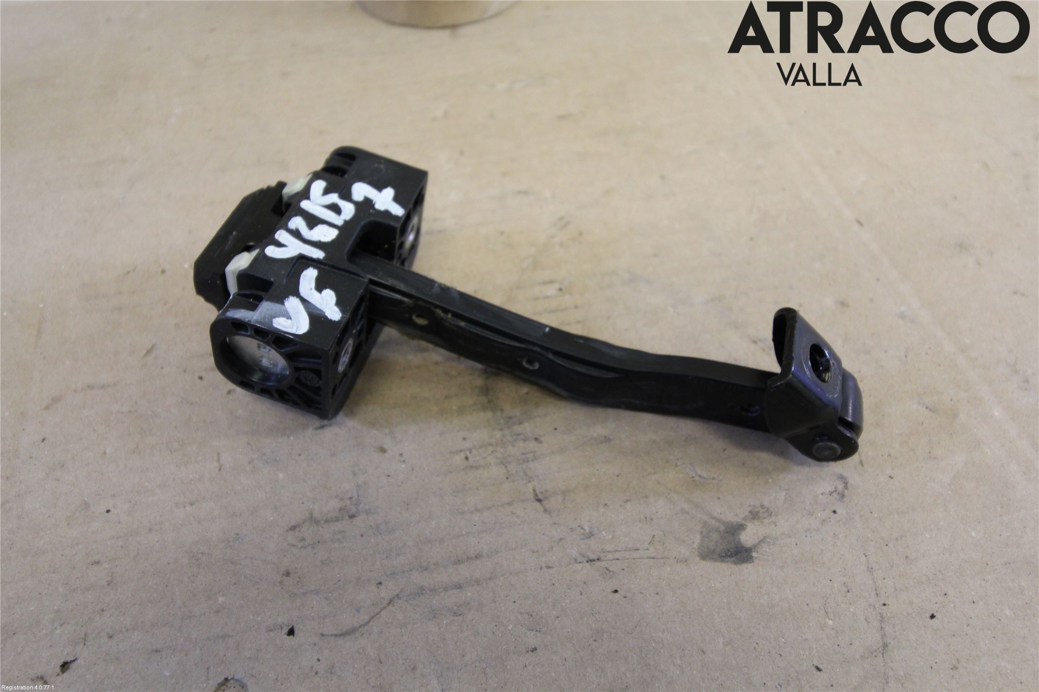 BMW 5 F10/F11/F18 09-17 Dørstopper