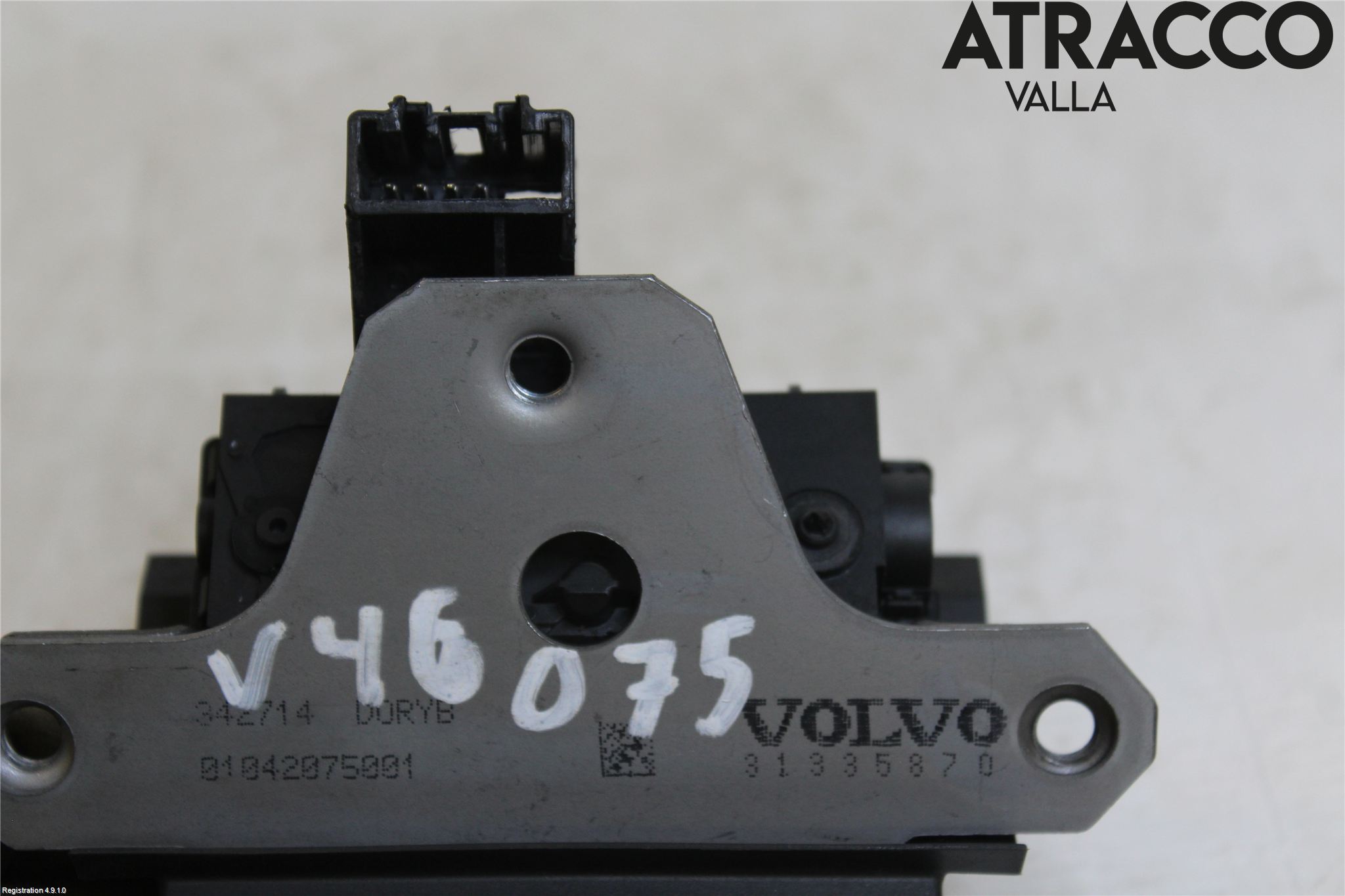 Volvo V40 12-19 Bakluke-Lokk Låsekasse