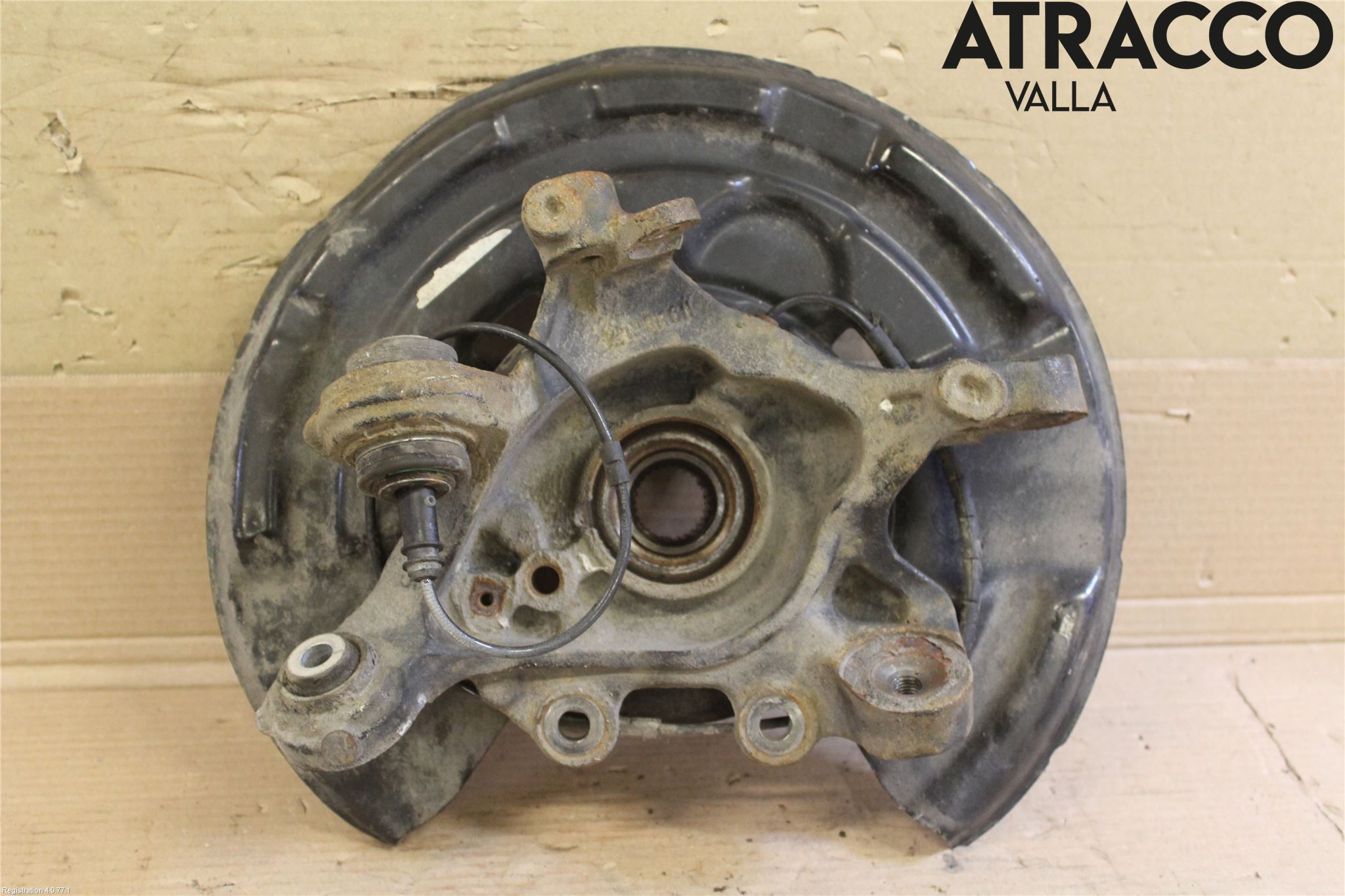 BMW 1 F20/F21 11-19 Spindel Vb