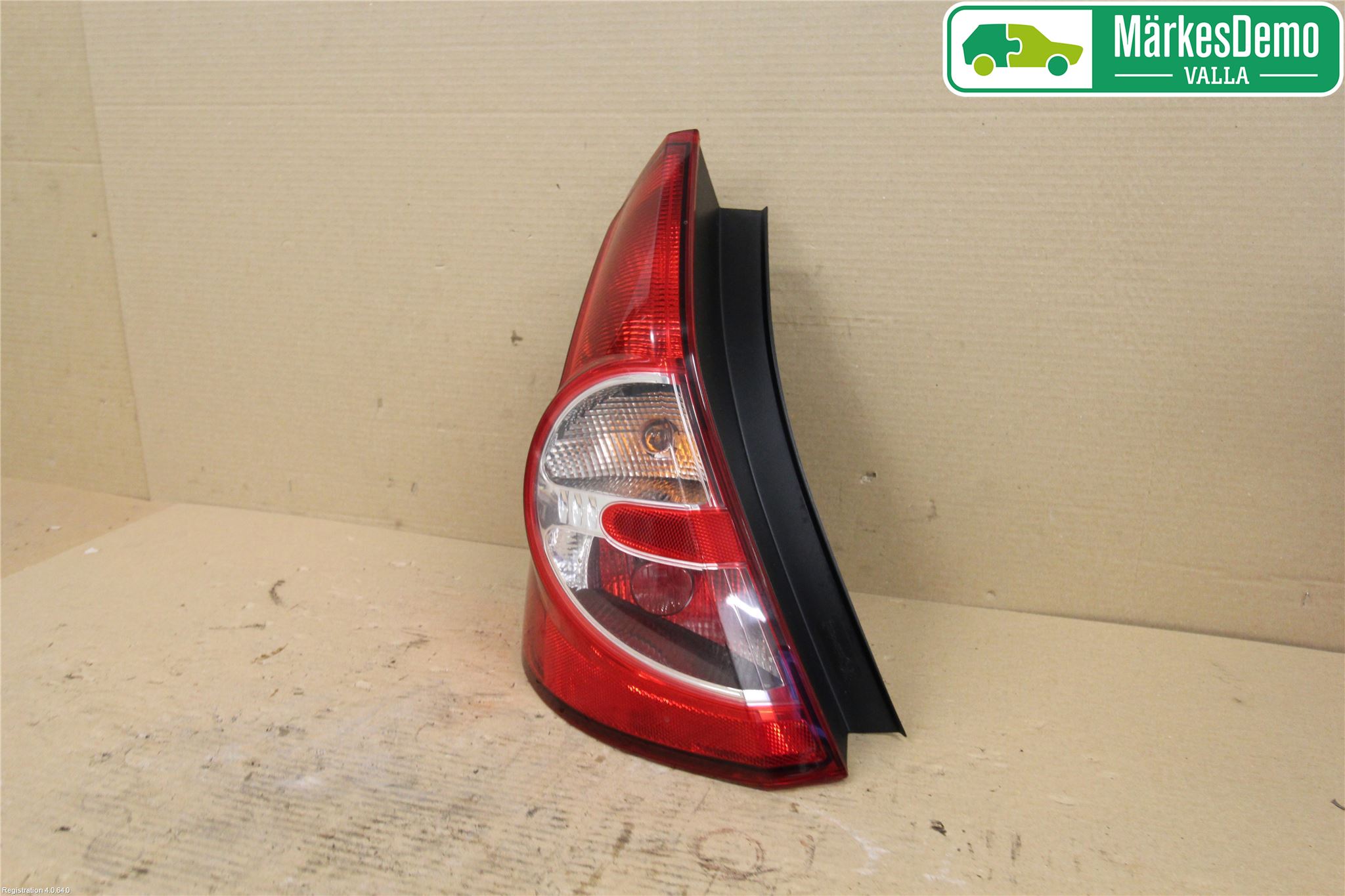 Dacia SANDERO 09-13 Baklykt Venstre