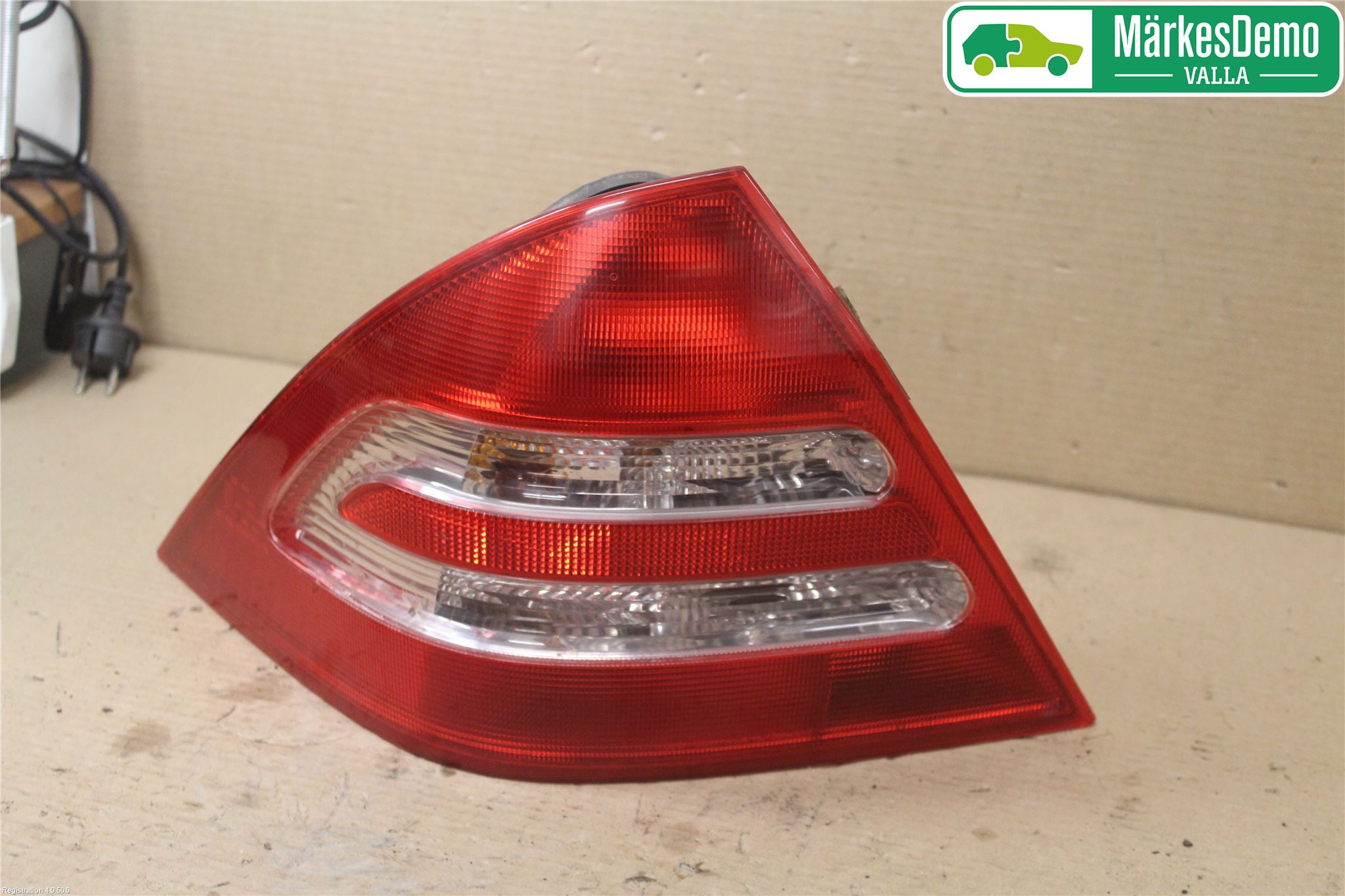 Mercedes-Benz MB C (203) 00-07 Baklykt Venstre