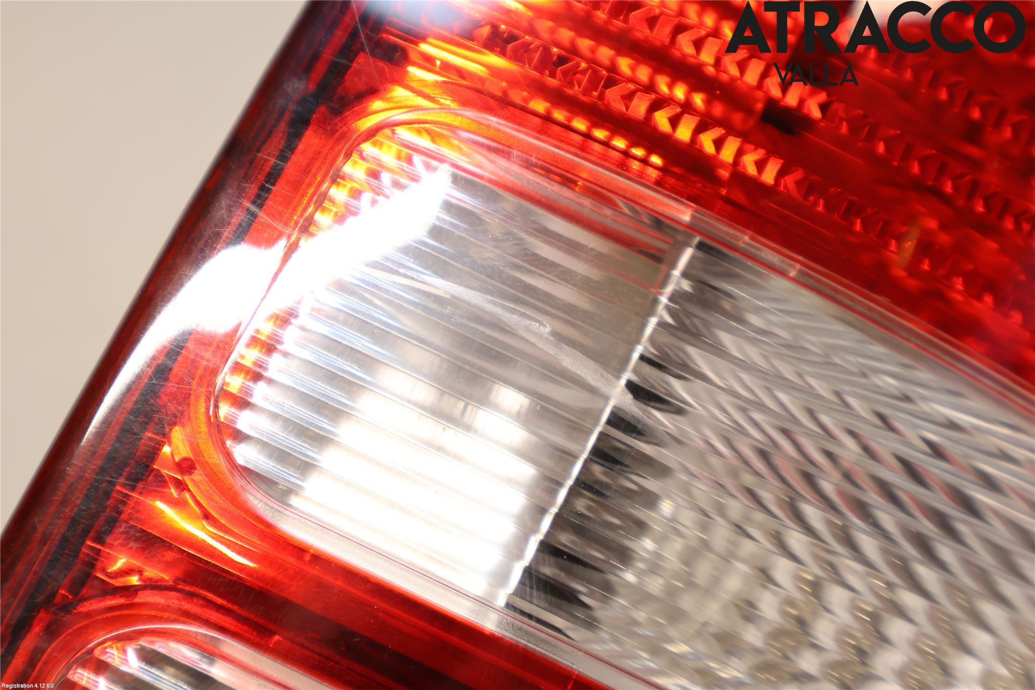 Volkswagen VW CADDY 11-15 Baklykt Venstre