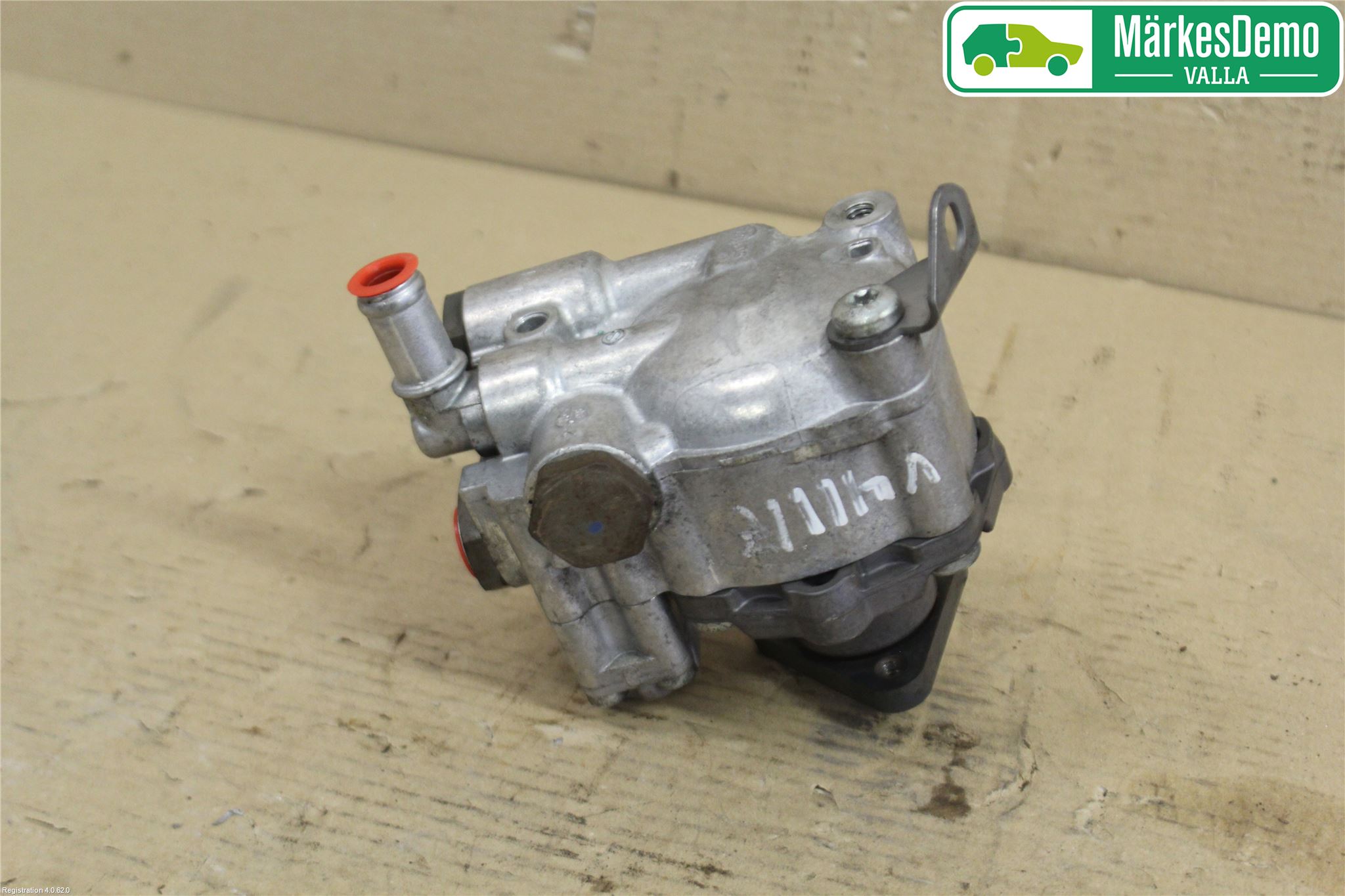 BMW 5 E60/61 Sed/Tou 02-10 Servo Pumpe