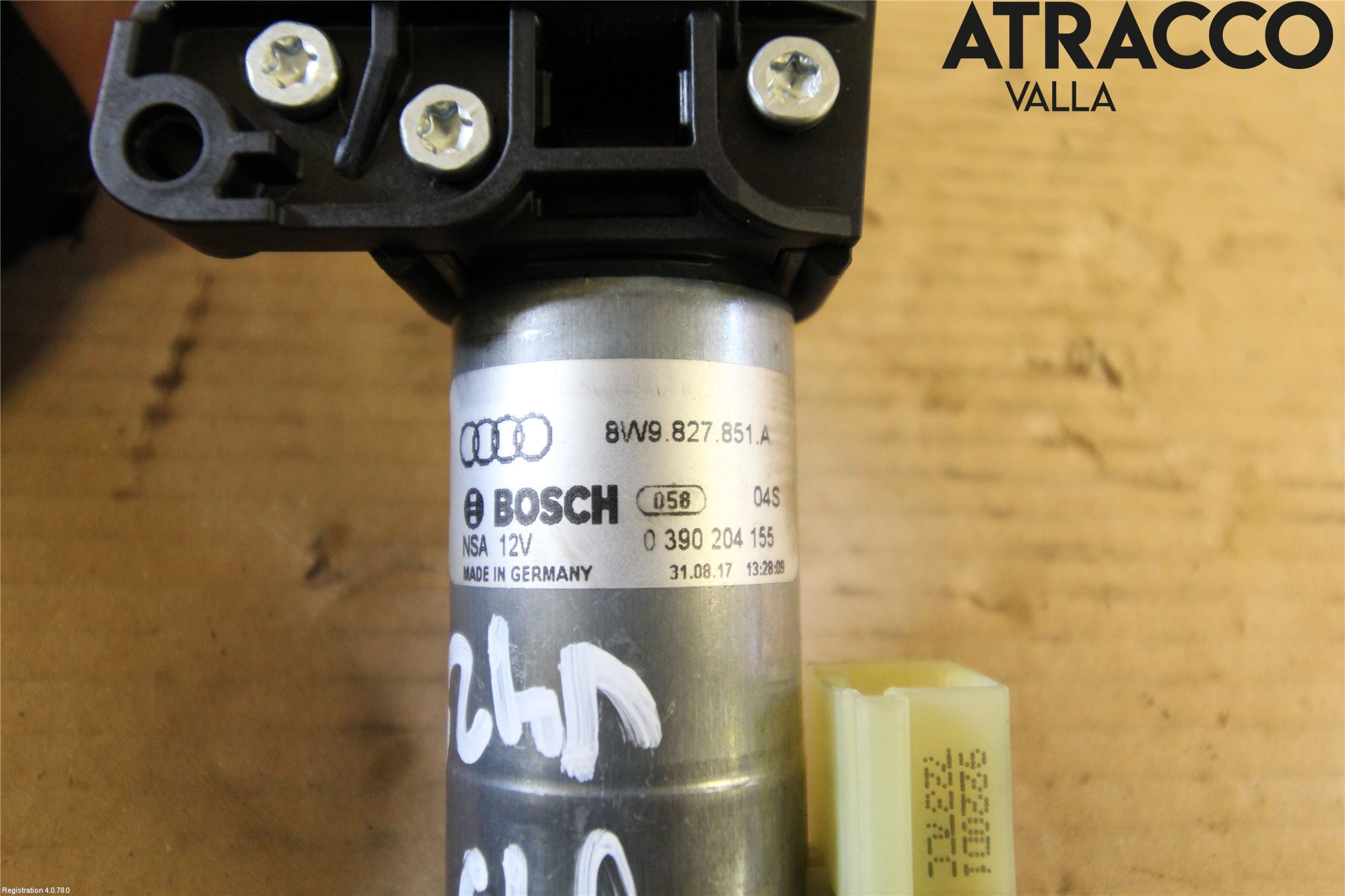 Audi A4/S4 B9 16-19 Baklukeåpner Automatisk