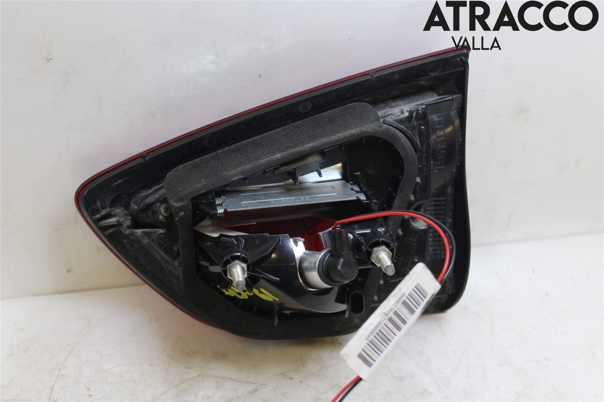 Renault CLIO IV 16-19 Baklykt Venstre  På Luke(Indre
