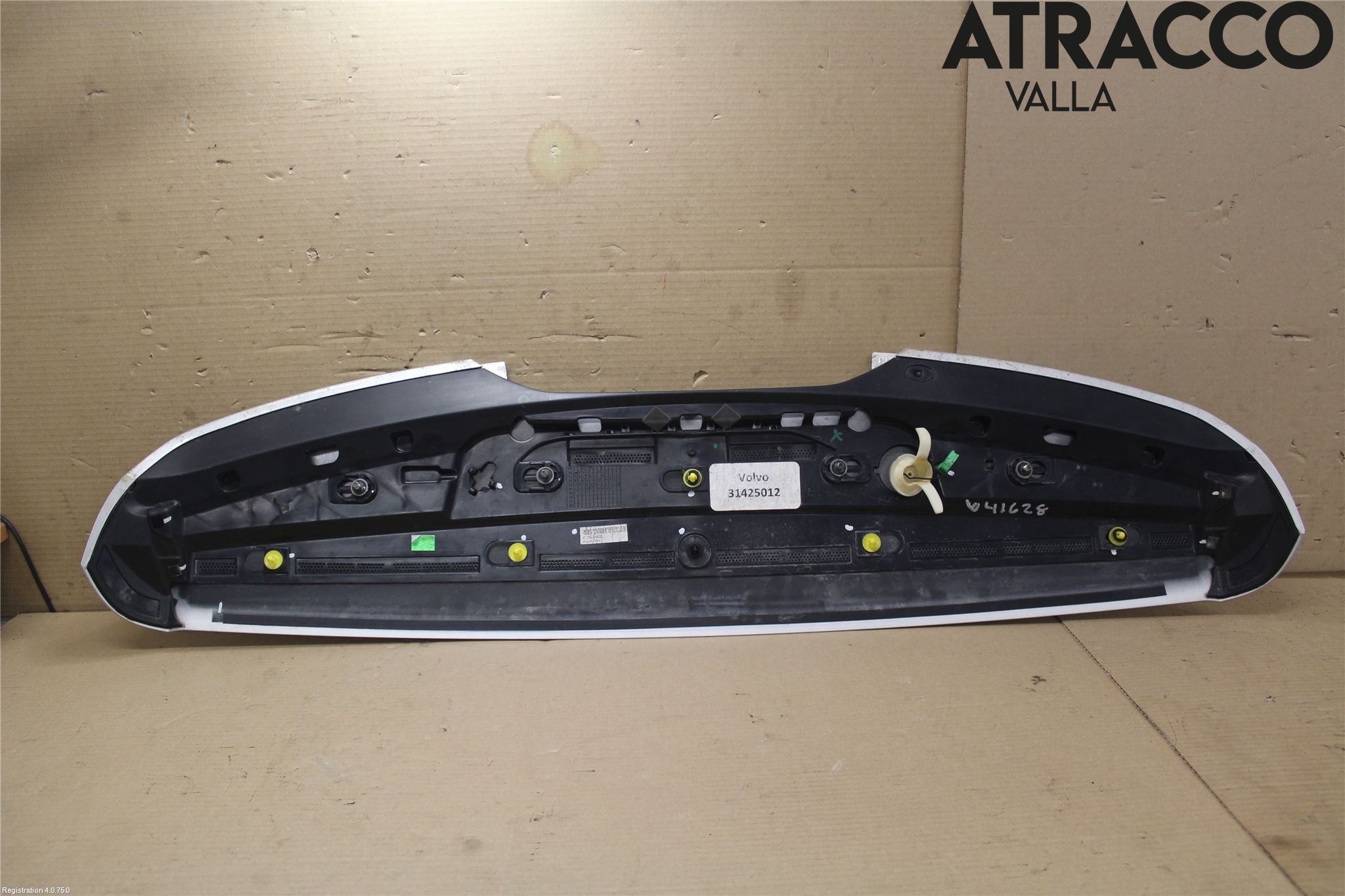 Volvo V60 14-18 Spoiler Bakluke
