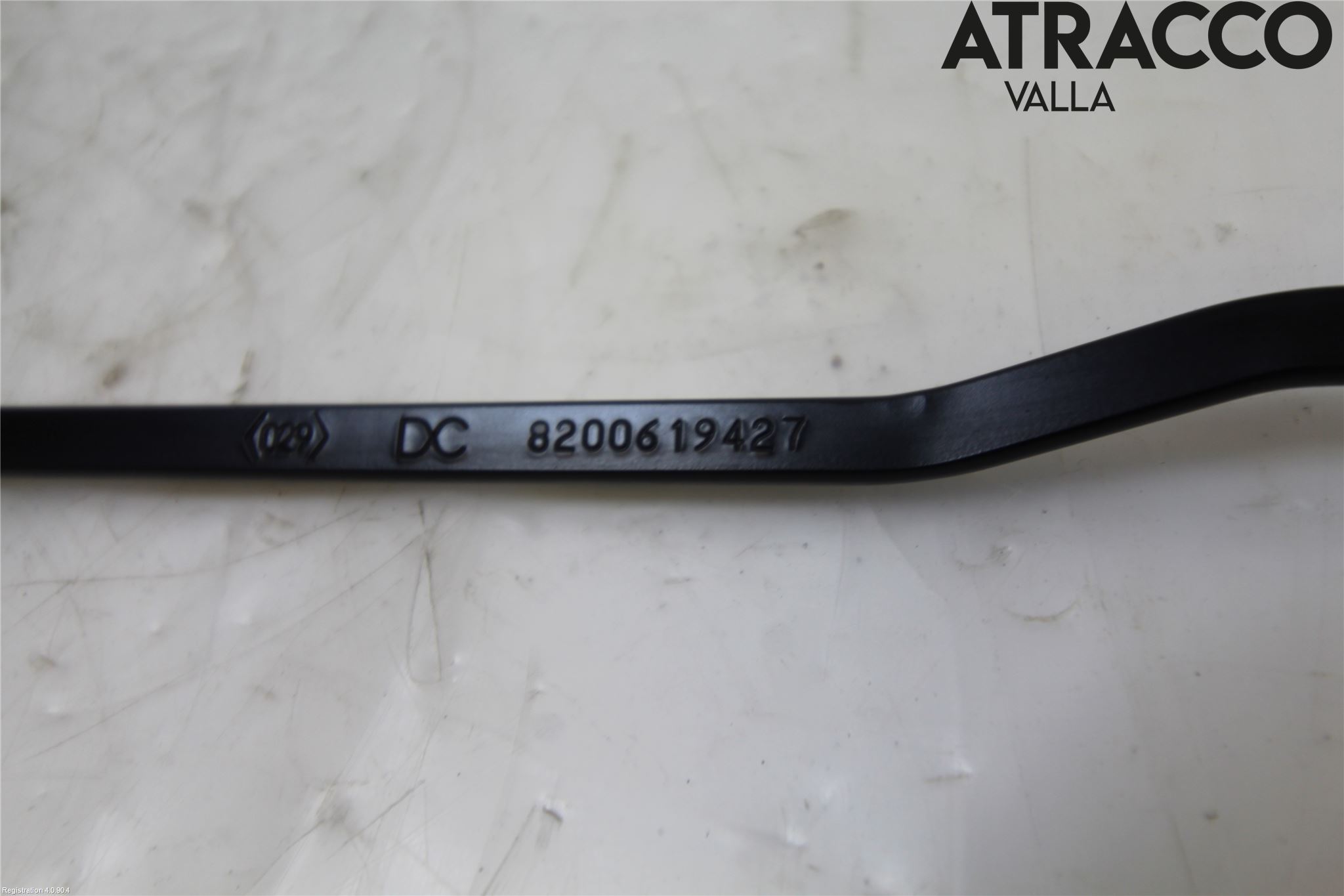 Nissan NV250 20-22 Viskerarm-Armer Frontrute