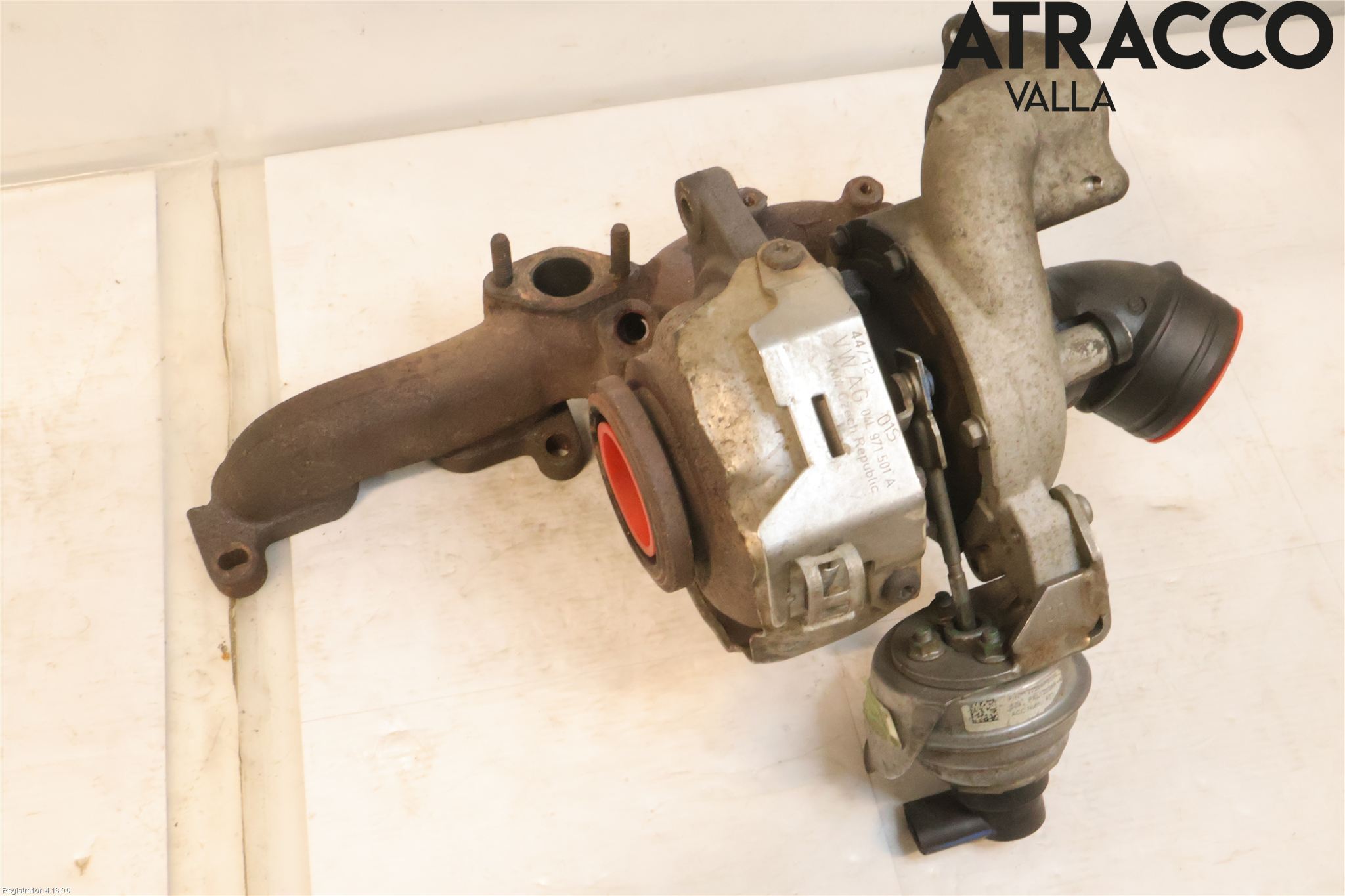 Volkswagen VW CADDY 11-15 Turboaggregat