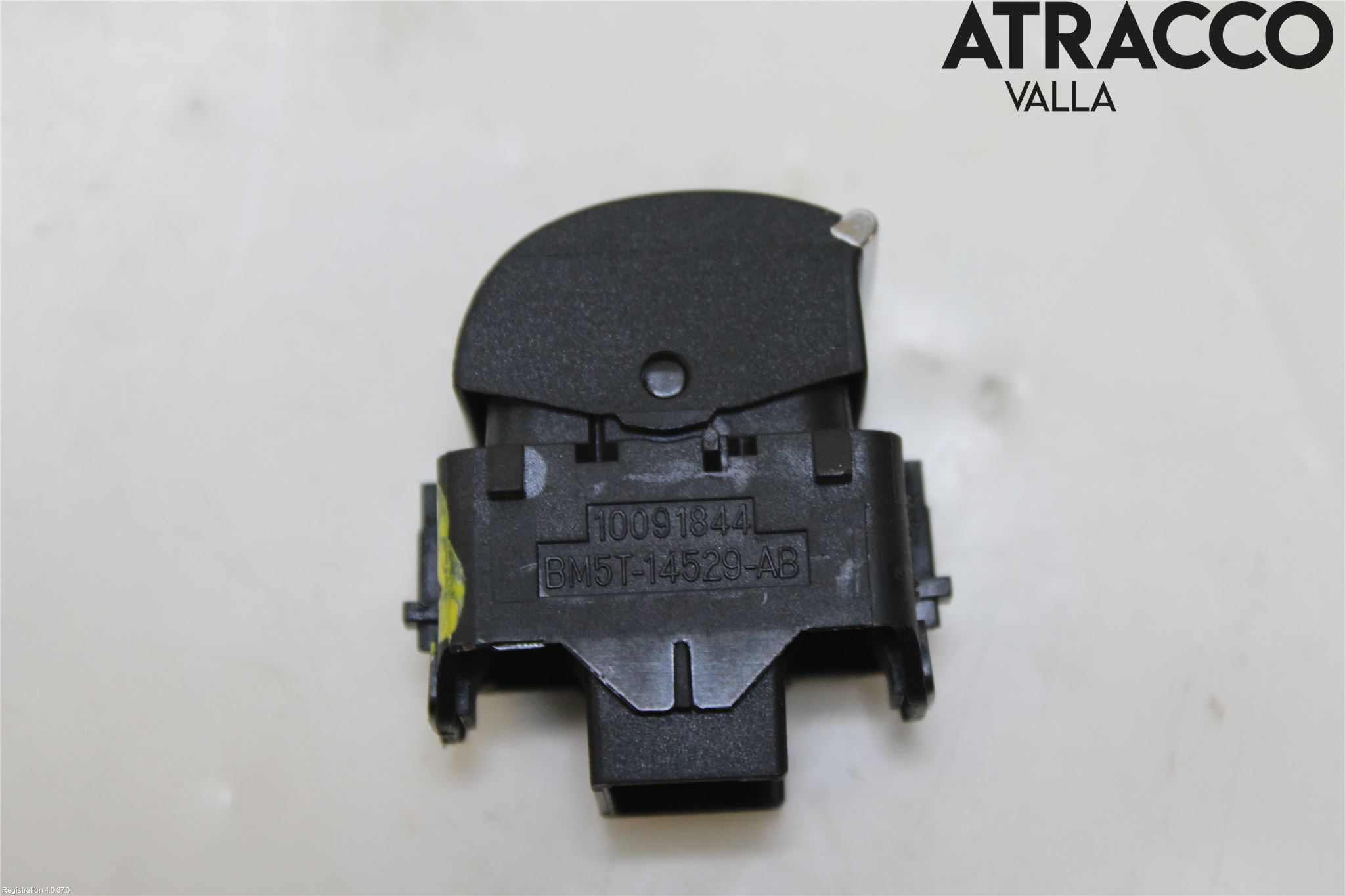 Ford KUGA 13-16 Bryter Vindusheis
