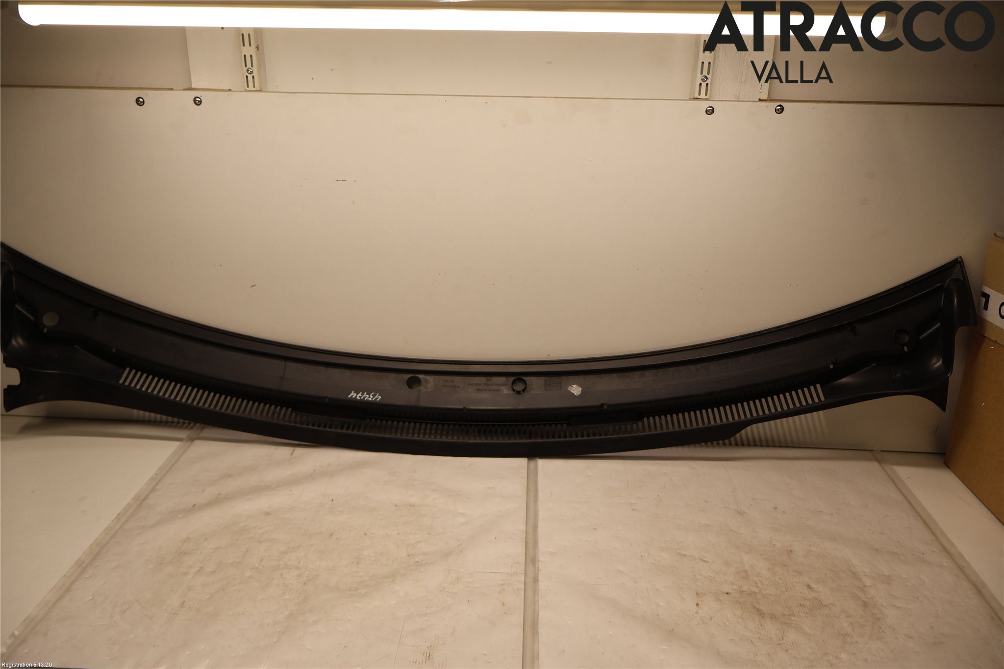 Volkswagen VW TRANSP/CARAVELLE (T6) 16-22 Visker Deksel-Grill-Under Frr