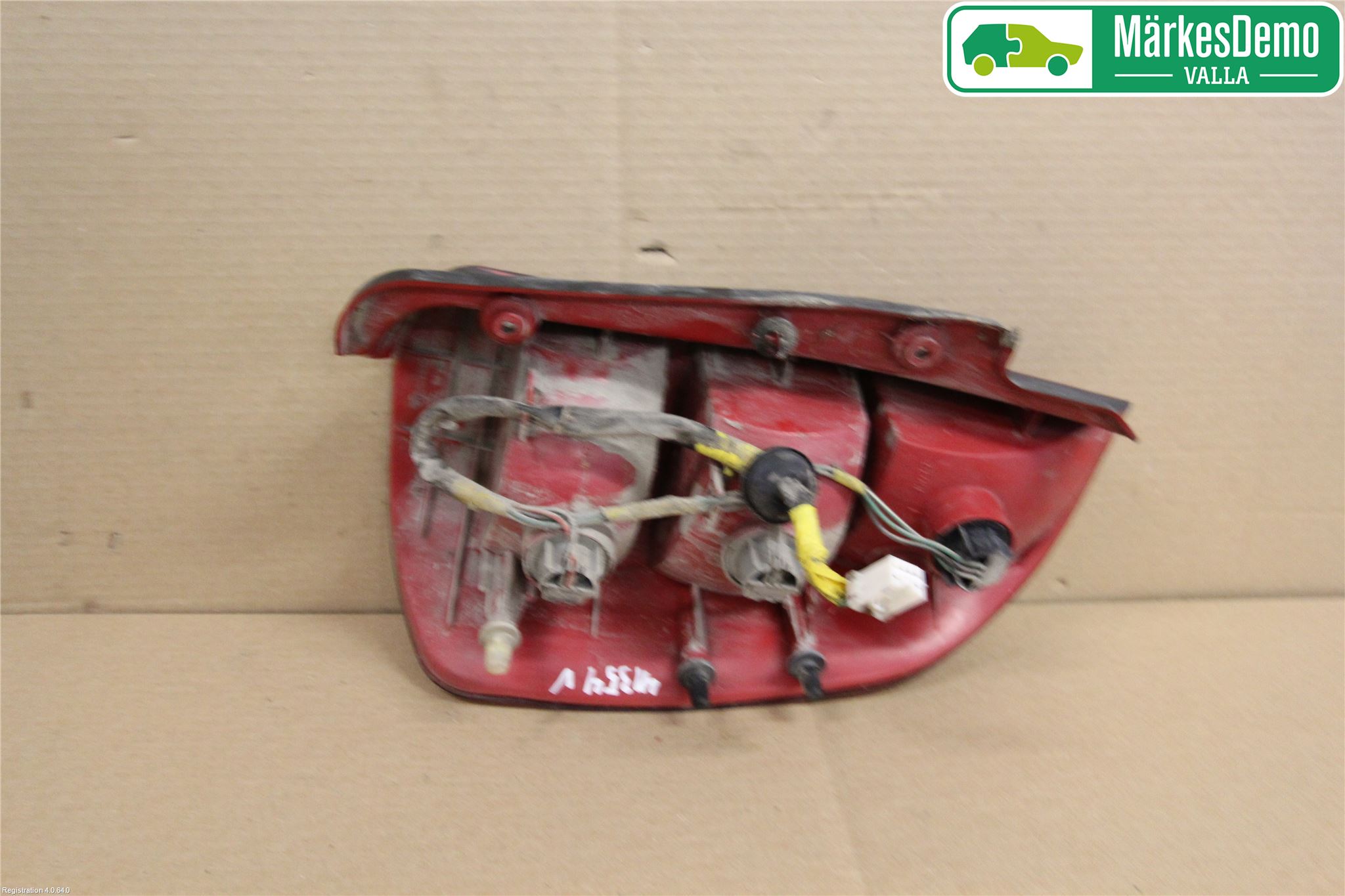 Mitsubishi SPACE STAR 98-05 Baklykt Venstre