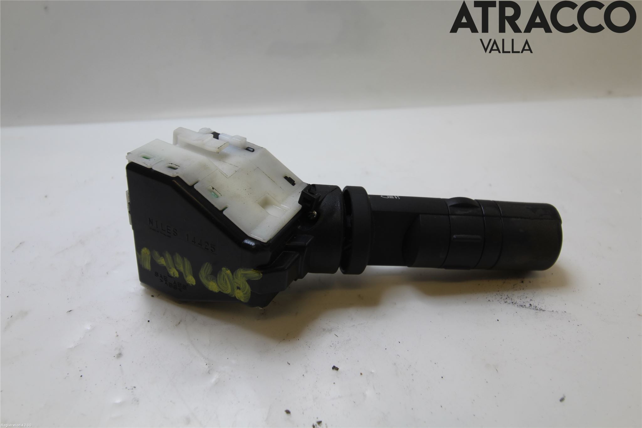 Nissan QASHQAI+2  10-14 Bryter Ratt Blinklys - Lys