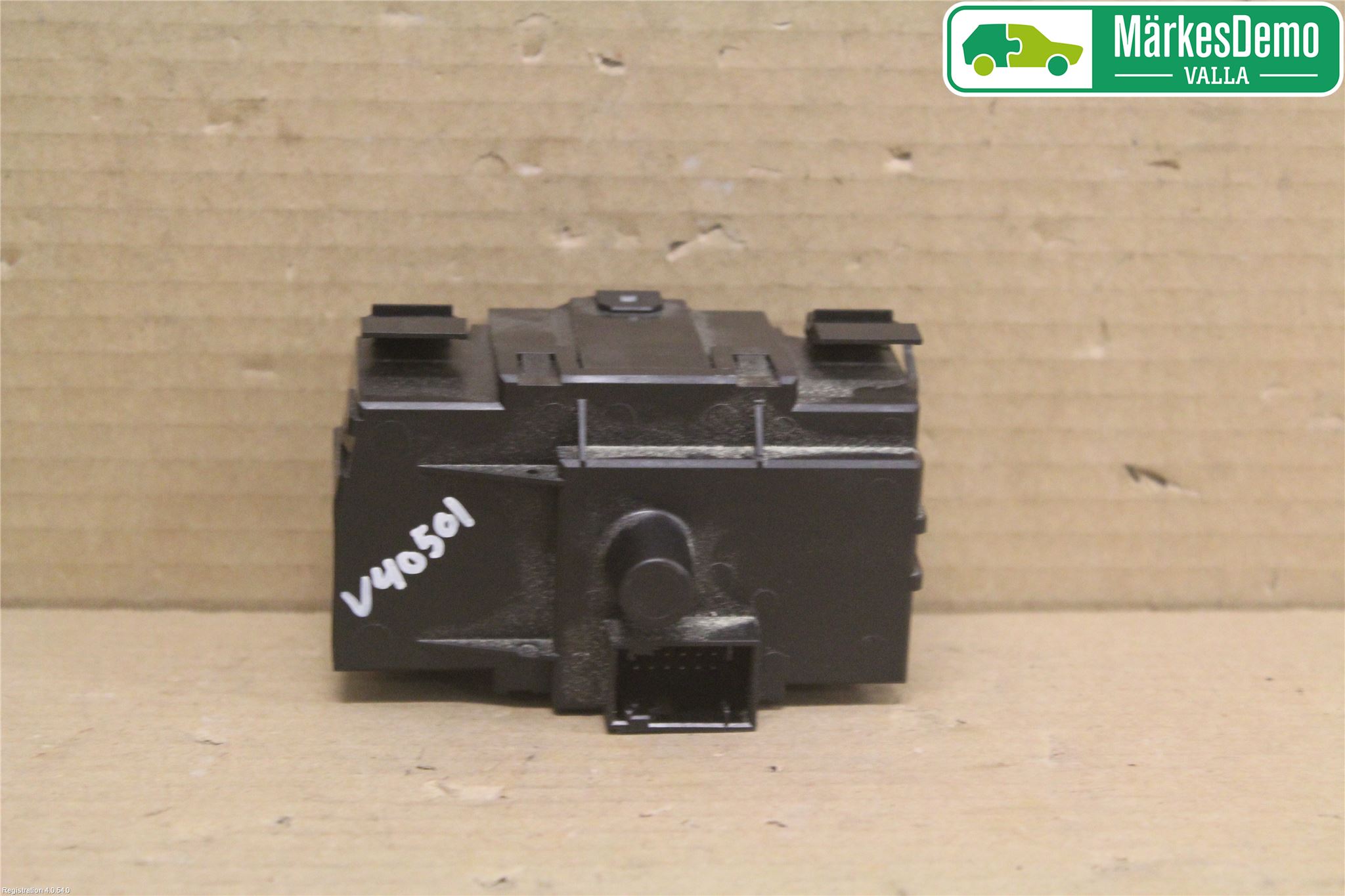 BMW 1 E87/81 5D/3D 03-11 Bryter Hovedlys