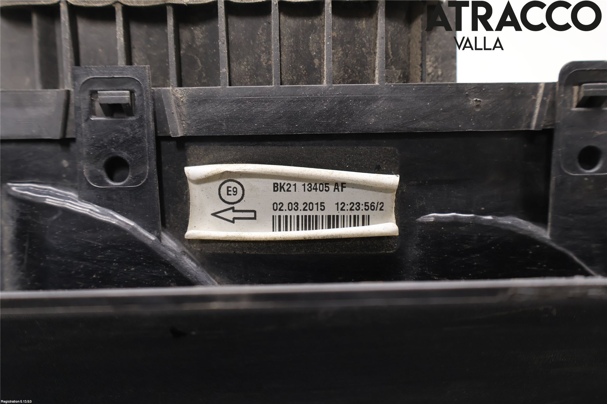 Ford TRANSIT SKÅP/BUSS 14-22 Baklykt Venstre