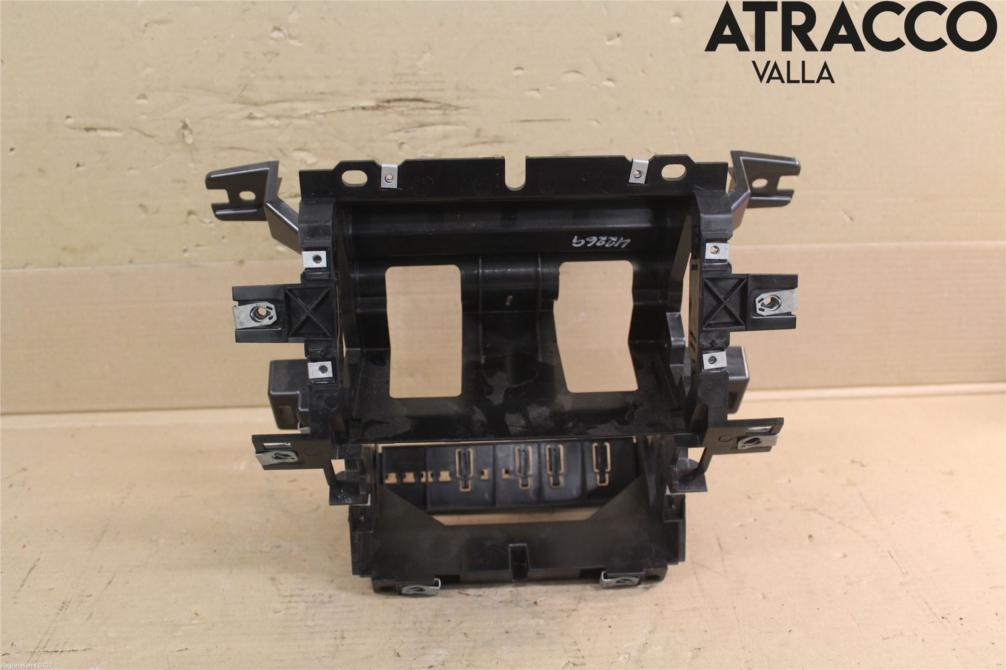 Landrover LAND ROVER RANGE ROVER EVOQUE (L538) 11-18 Innr Radio Ramme