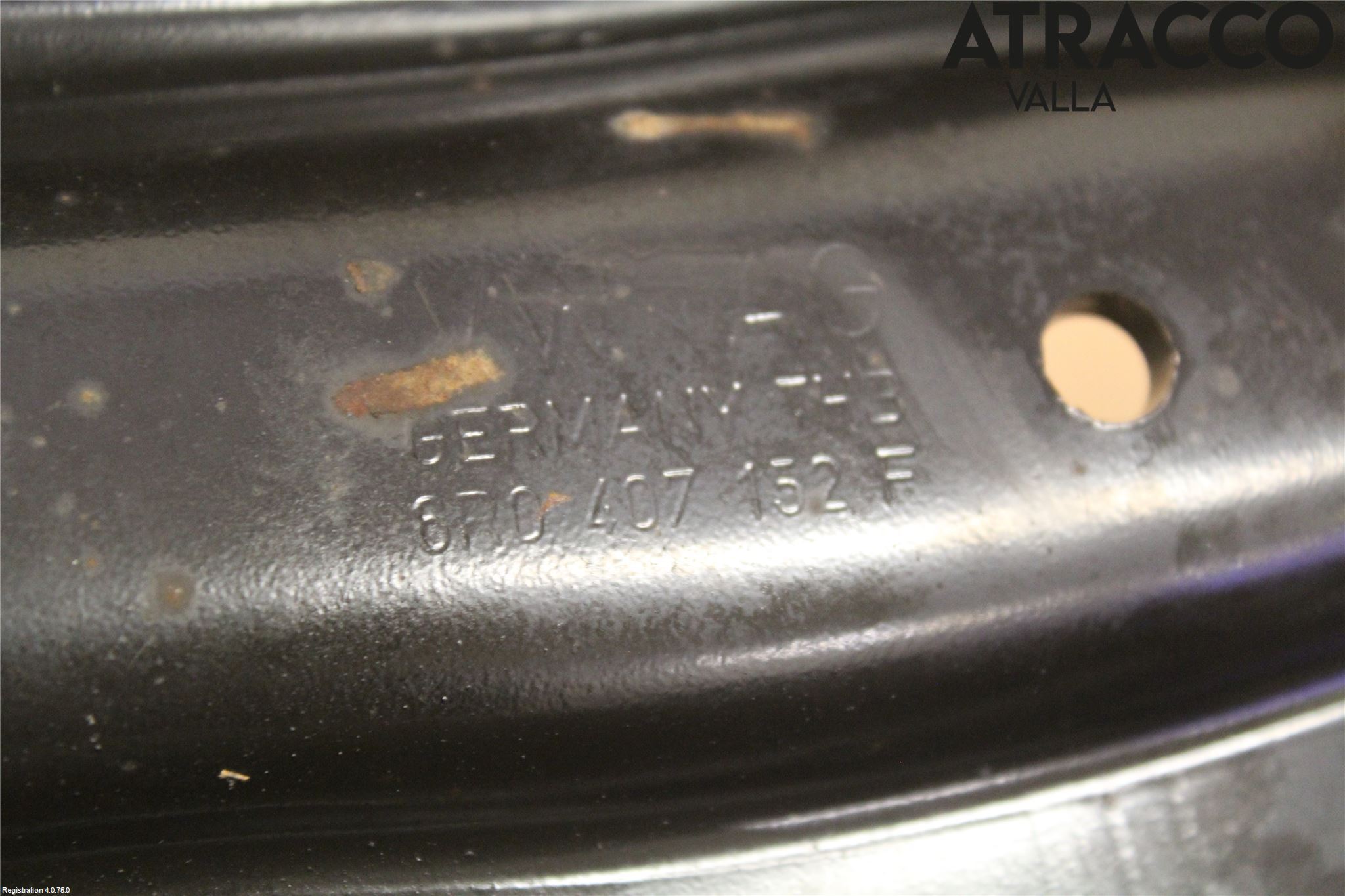 Volkswagen VW POLO 10-17 Bærearm Foran Høyre Nedre