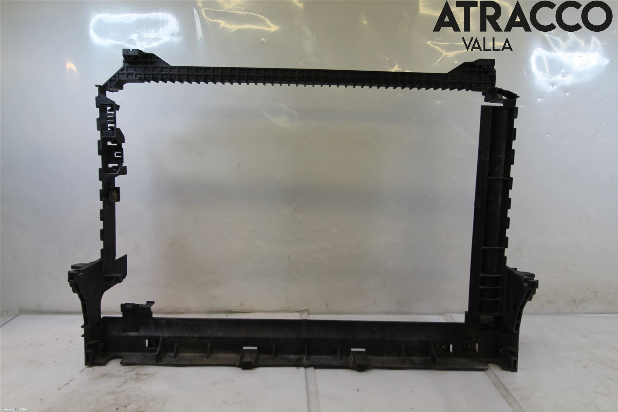 Jaguar XF (X260) 16-24 Radiator Feste - Ramme - Bjelk