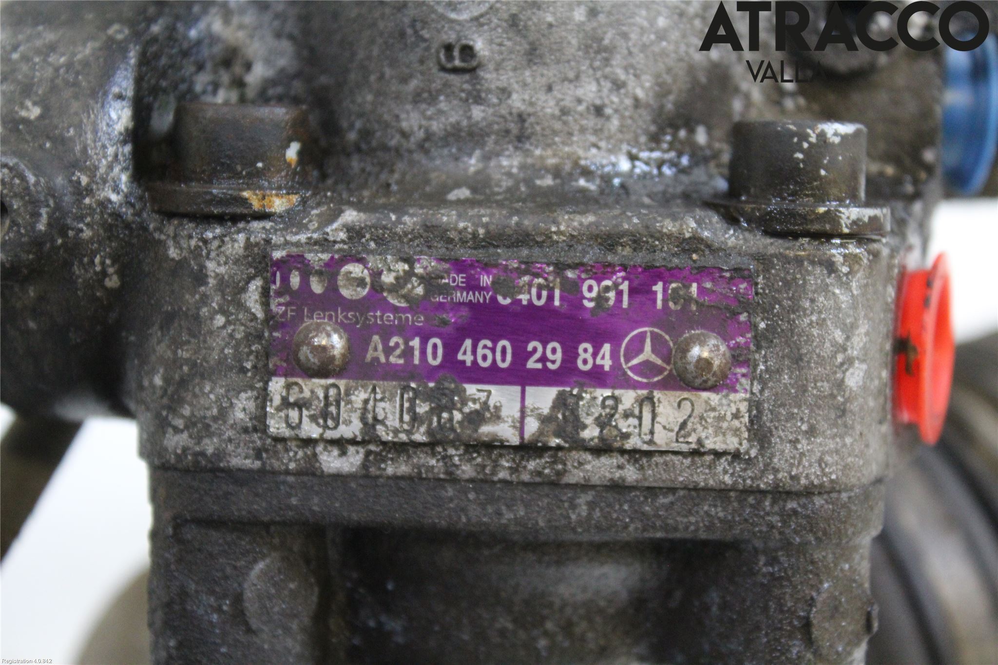 Mercedes-Benz MB E-KLASS (W210) 96-03 Servo Snekke - Tannstang