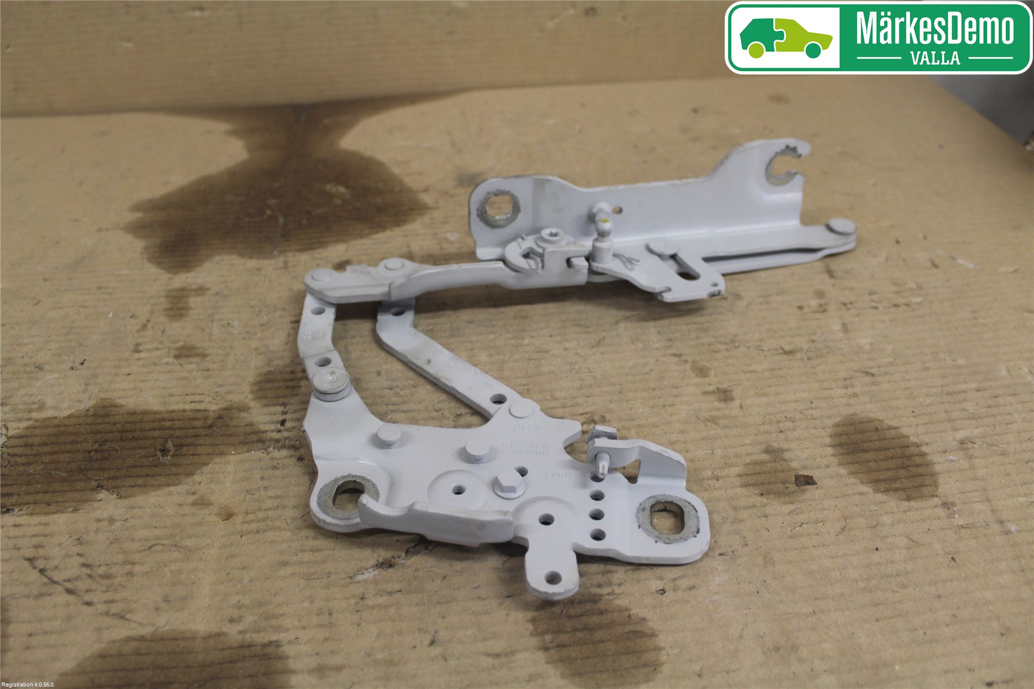 BMW 3 F30/F31/F80 12-19 Panser Hengsel - Hengsler