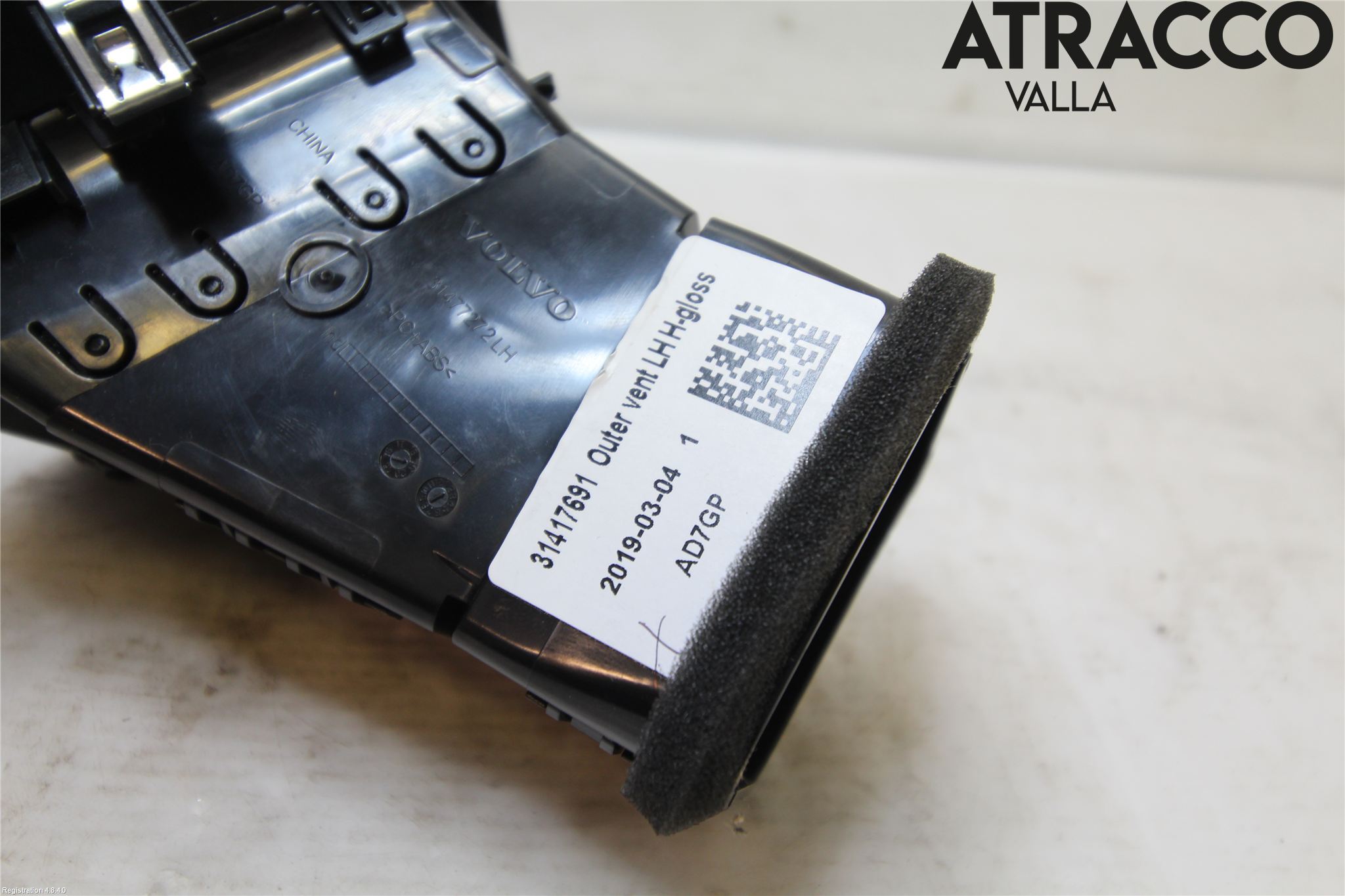 Volvo XC60 18- Dashbord Kanal - Dyse