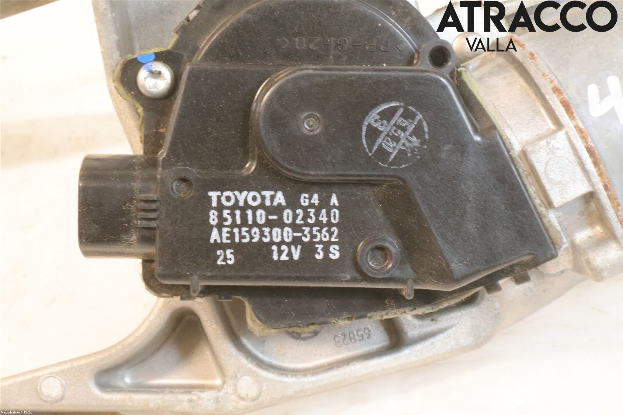 Toyota AURIS 13-19 Viskermotor Frontrute