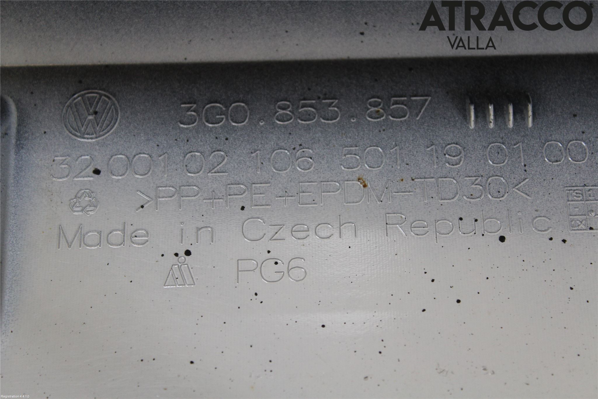 Volkswagen VW PASSAT 15-19 Kanalskjørt Venstre