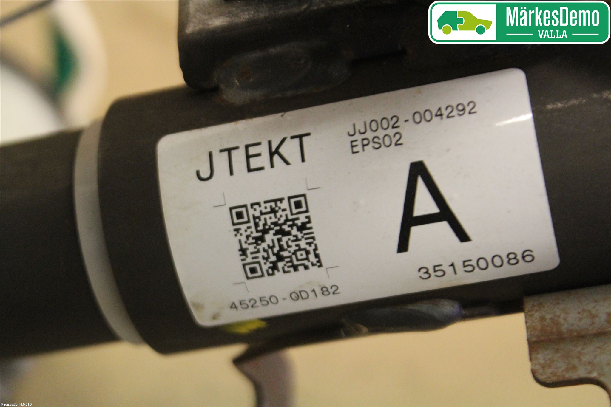 Toyota YARIS XP130 12-14 Rattakselaggregat Innebygd Servo
