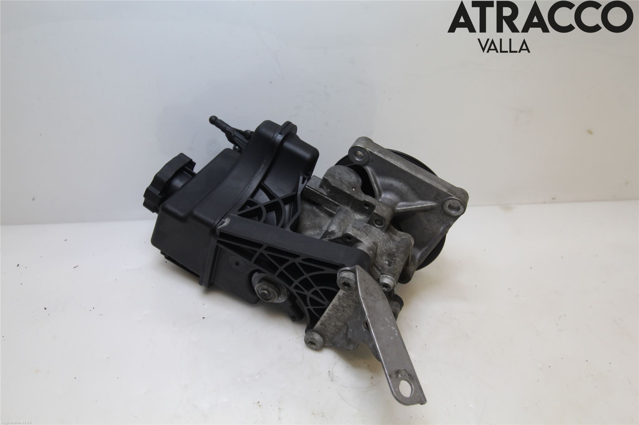 Mercedes-Benz MB E-KLASS (W212) 09-16 Servo Pumpe