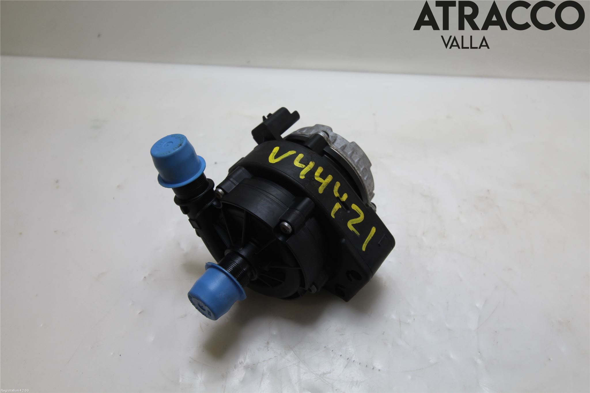 Nissan NV300 16-22 Vannpumpe